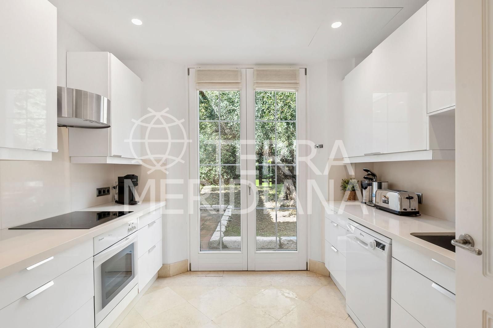 Villa in Marbella Golden Mile, Marbella