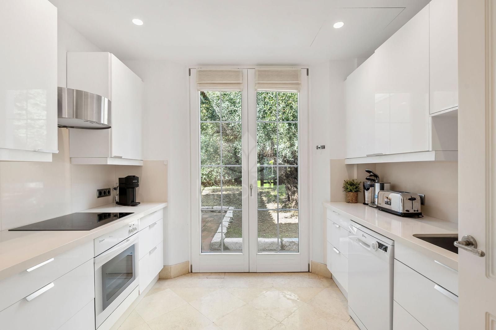 Villa in Marbella Golden Mile, Marbella