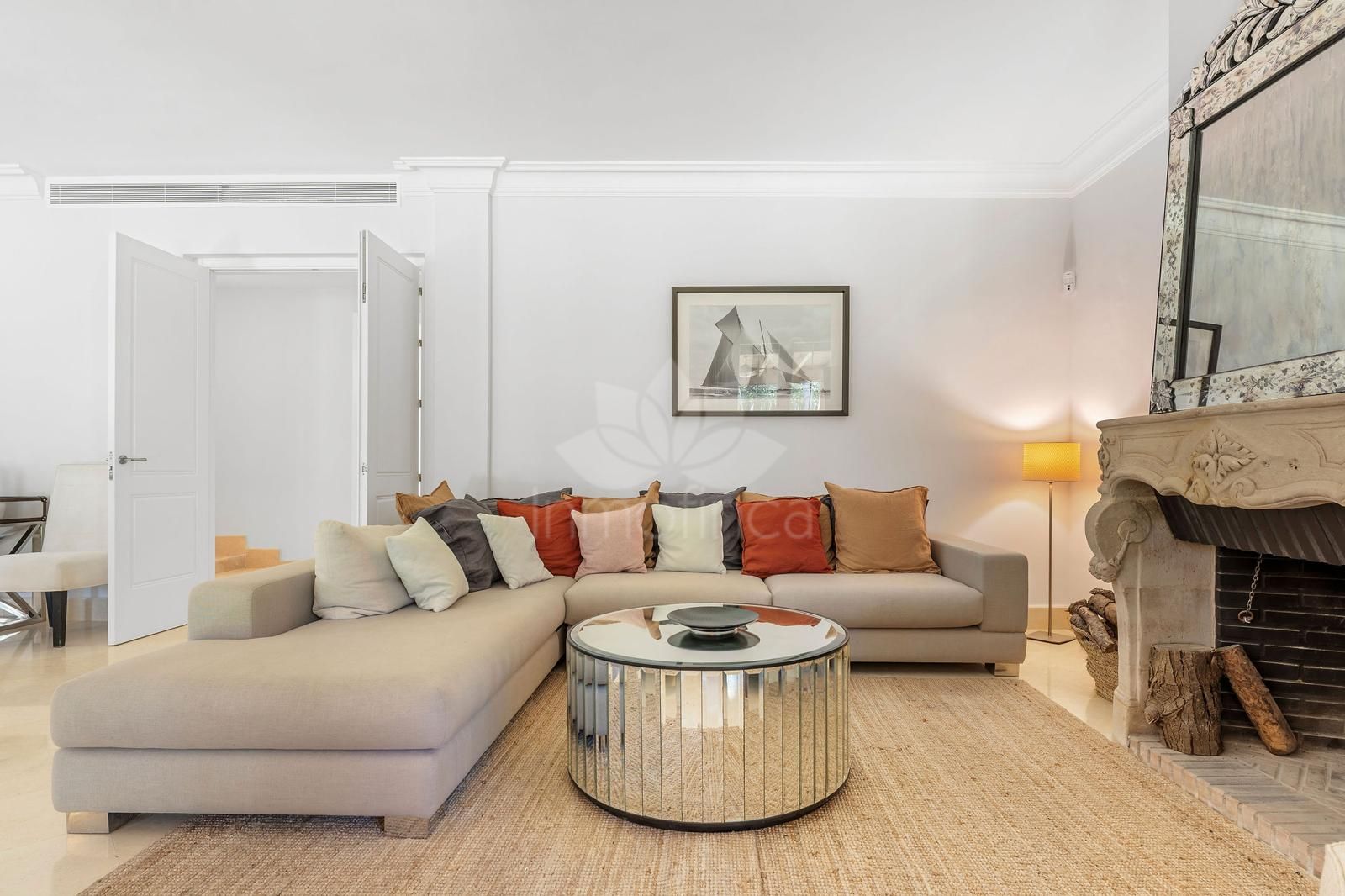 Villa in Marbella Golden Mile, Marbella