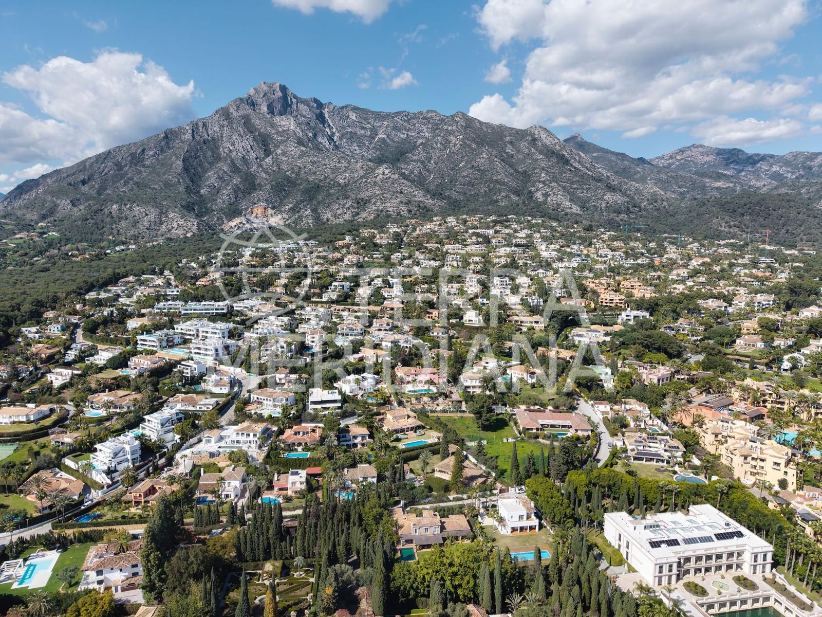 Villa in Marbella Golden Mile, Marbella