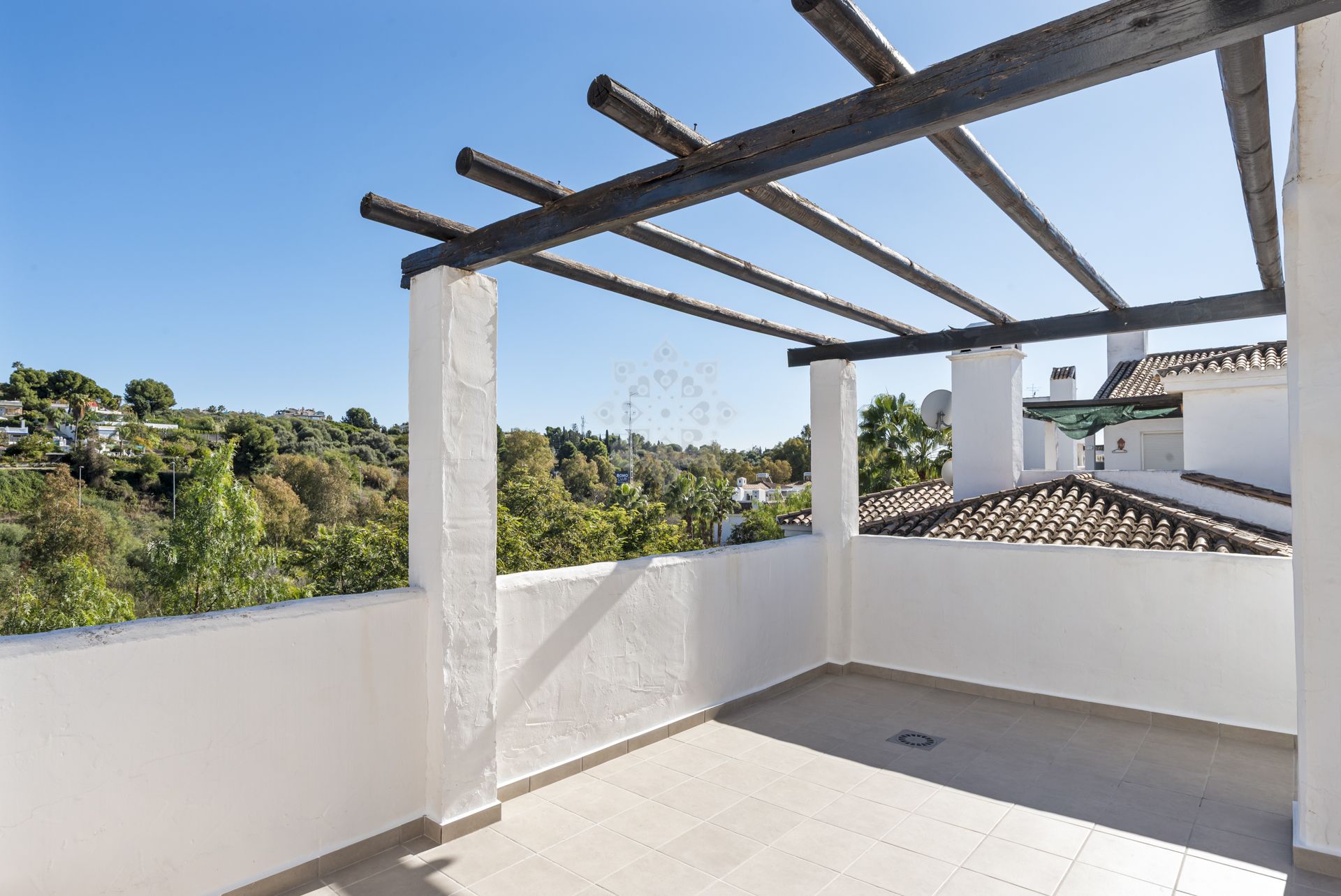 Penthouse w Los Naranjos, Marbella
