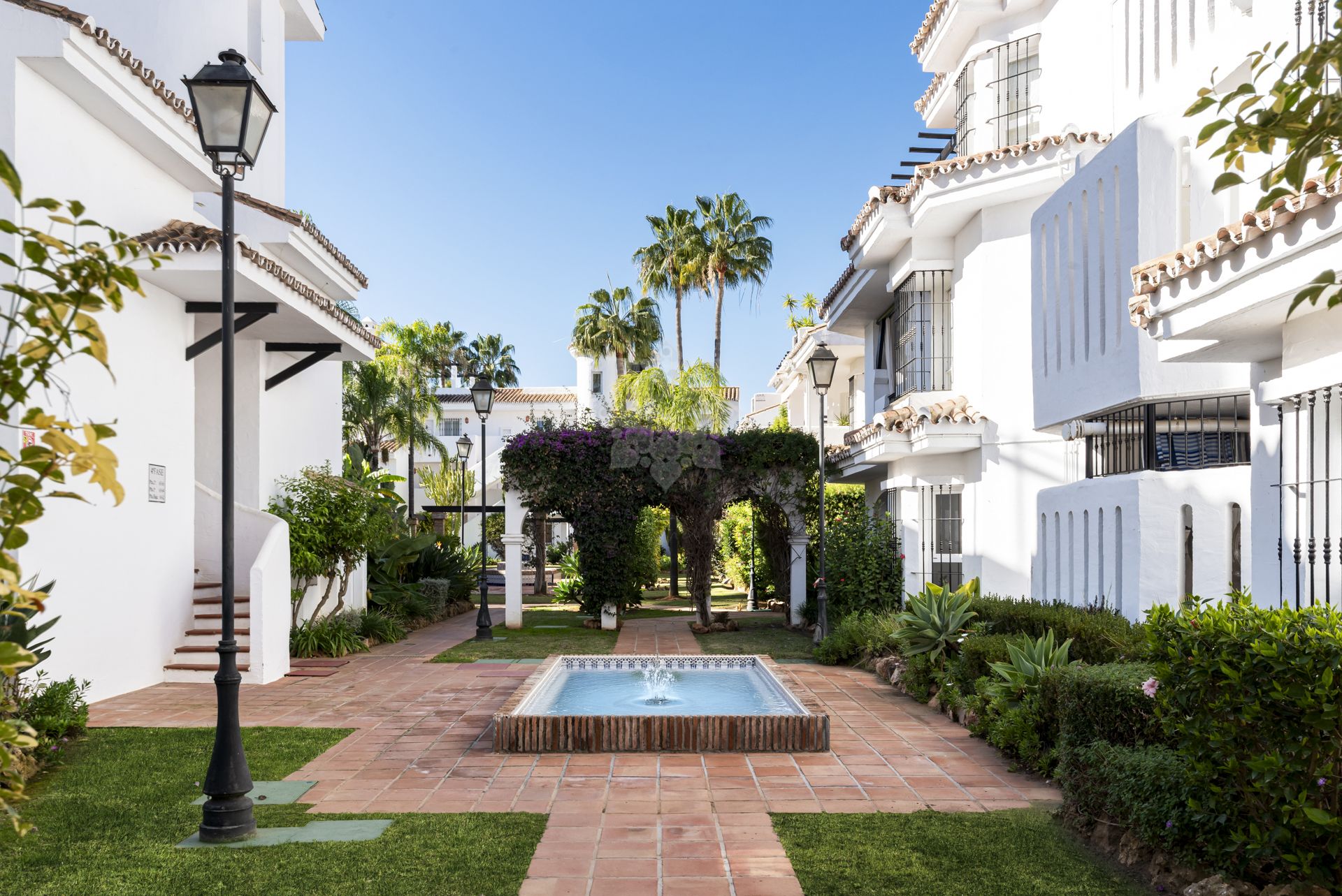 Penthouse w Los Naranjos, Marbella