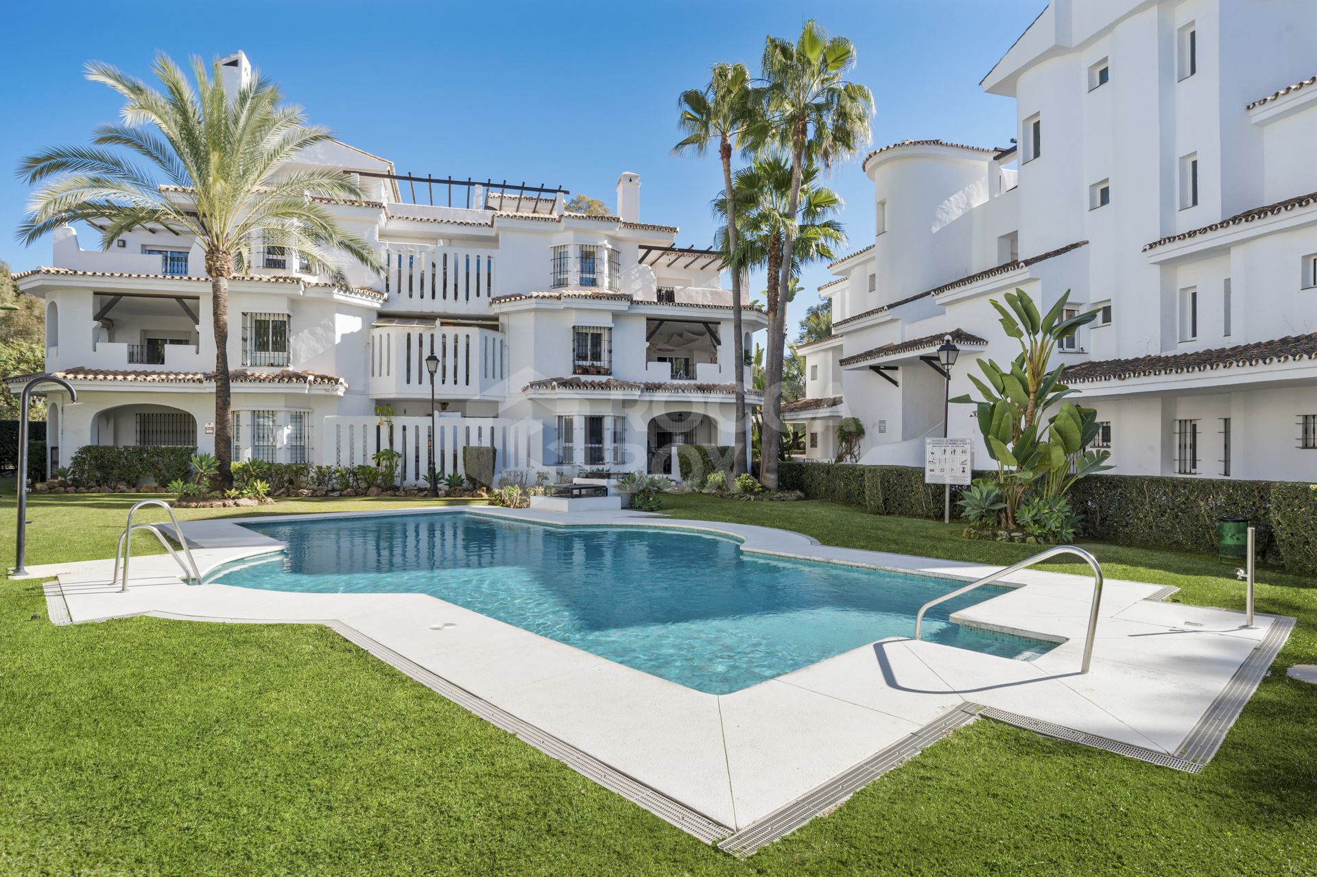Nueva Andalucia Penthouse