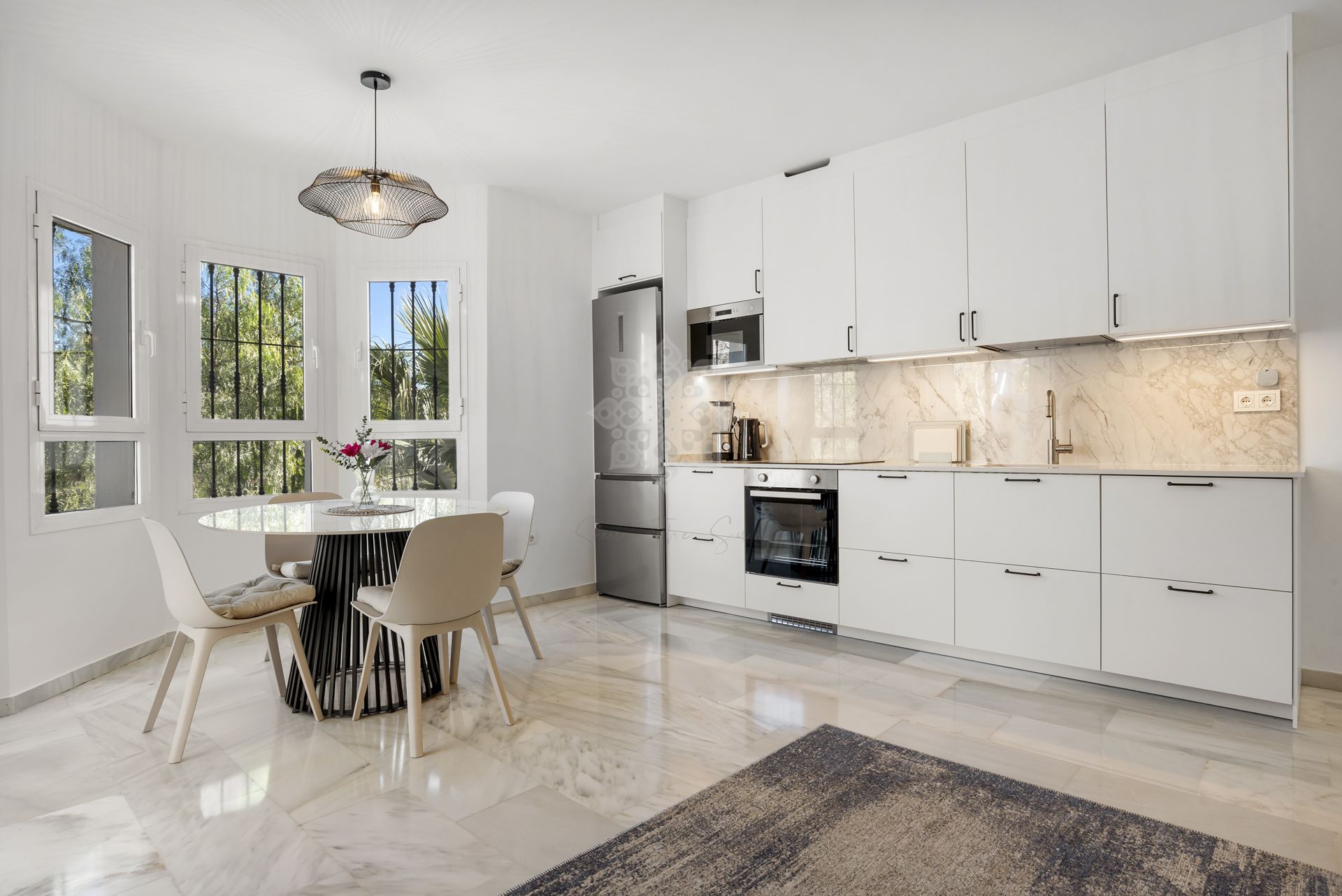 Penthouse w Los Naranjos, Marbella