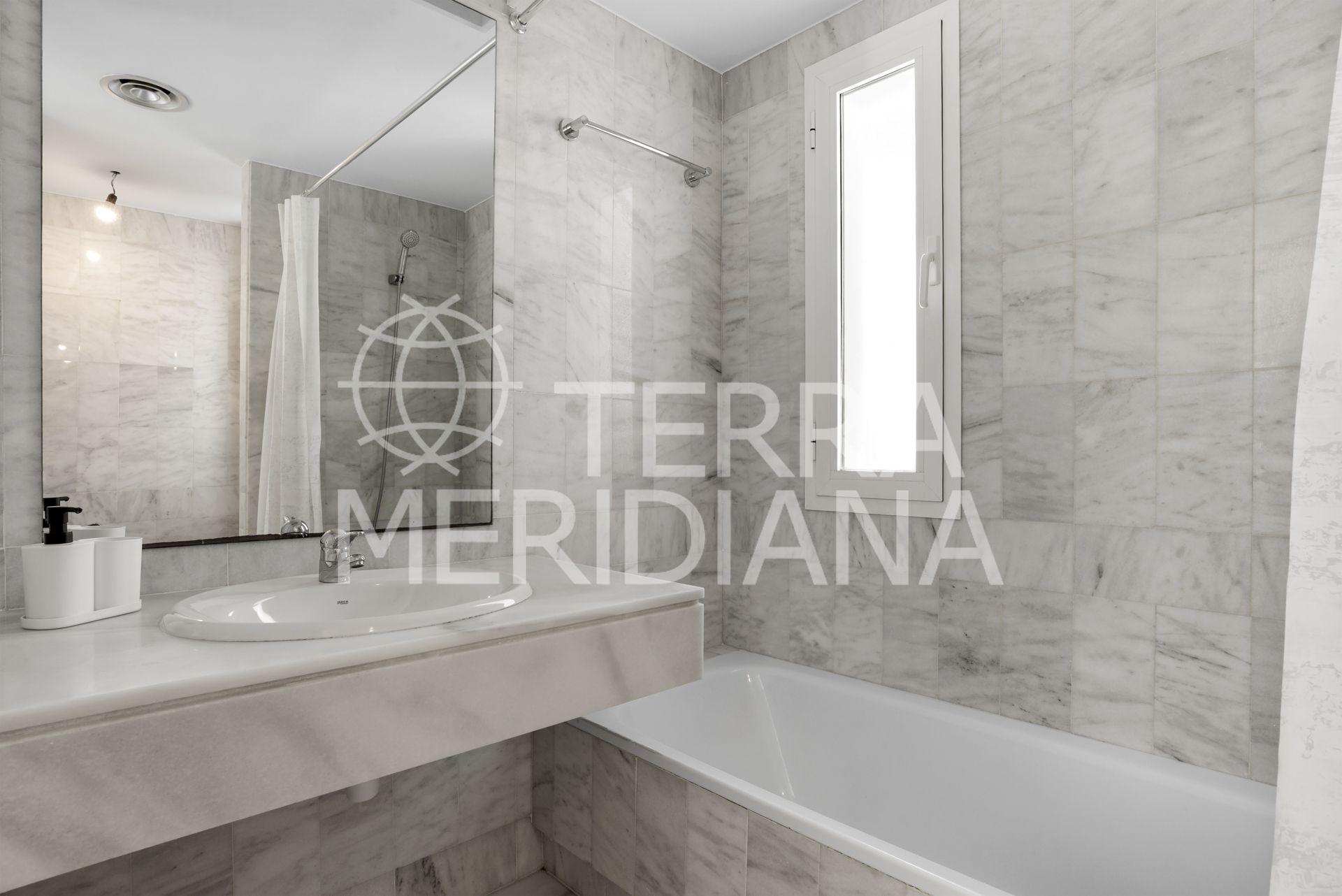 Penthouse in Los Naranjos, Marbella