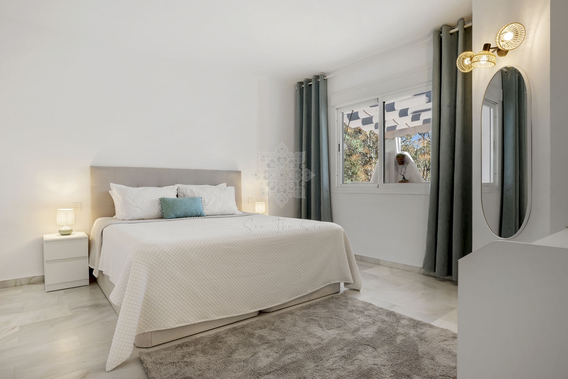 Penthouse w Los Naranjos, Marbella