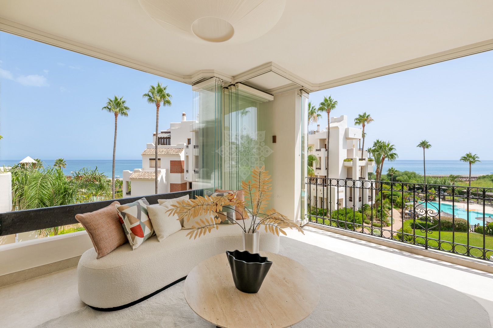 Apartment in Bahía del Velerín, Estepona