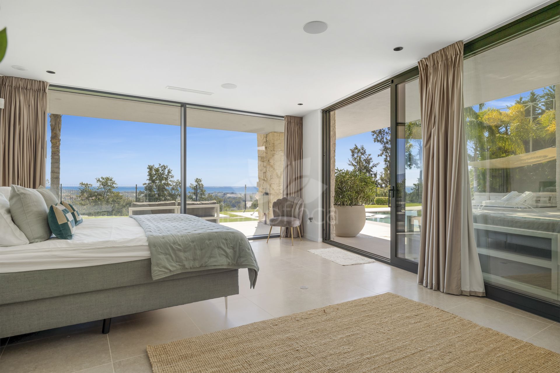 House in La Alqueria, Benahavis