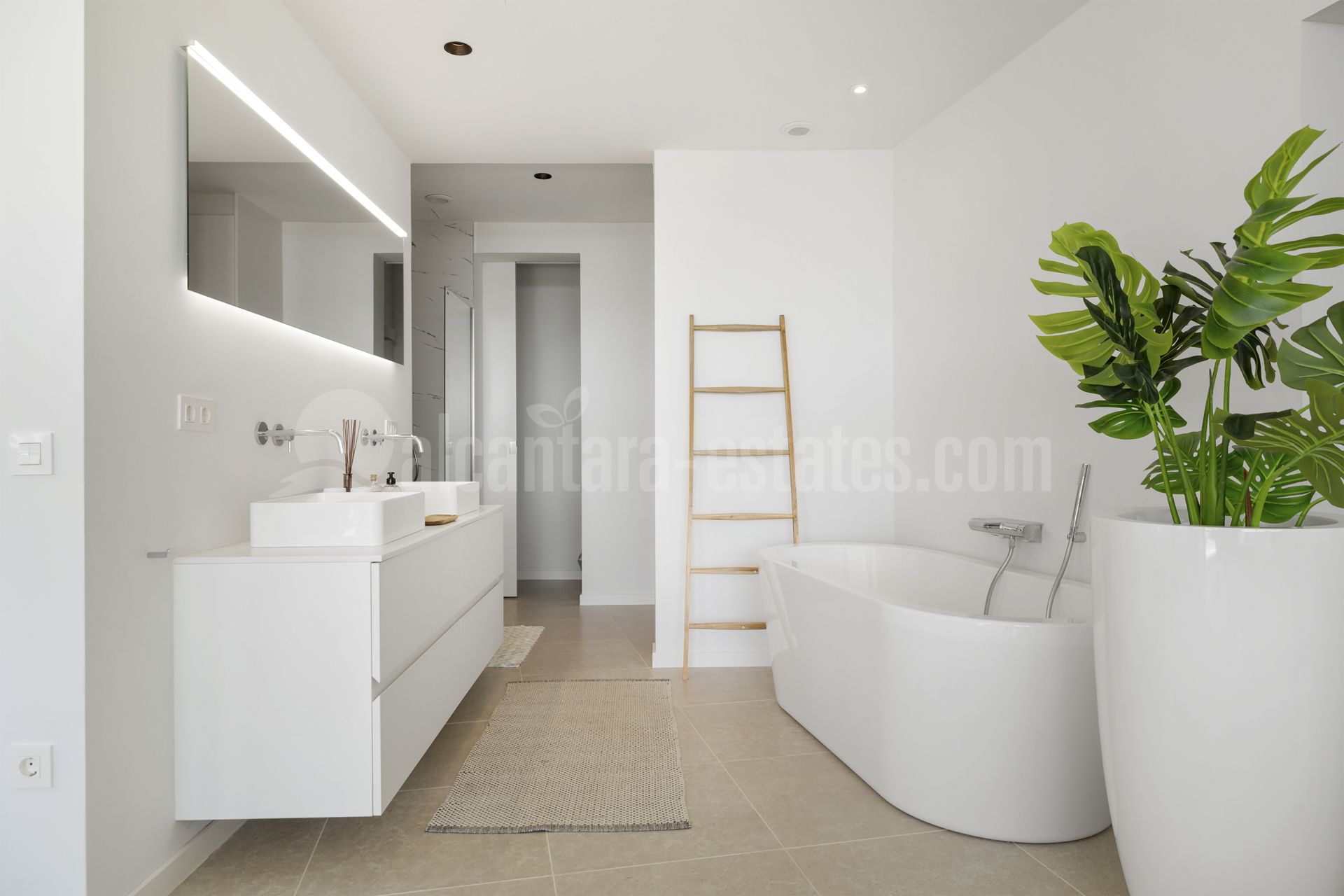 House in La Alqueria, Benahavis