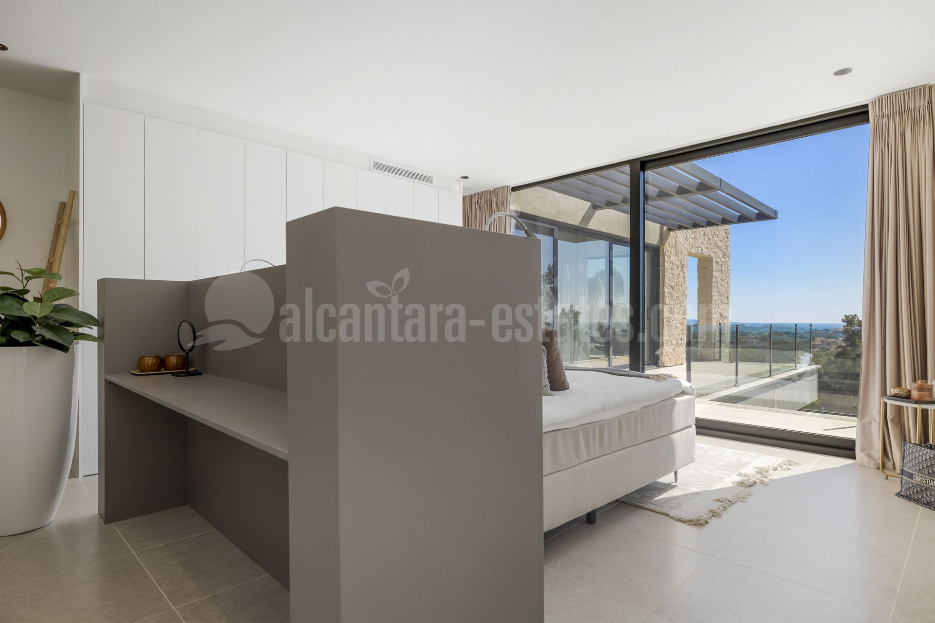 House in La Alqueria, Benahavis