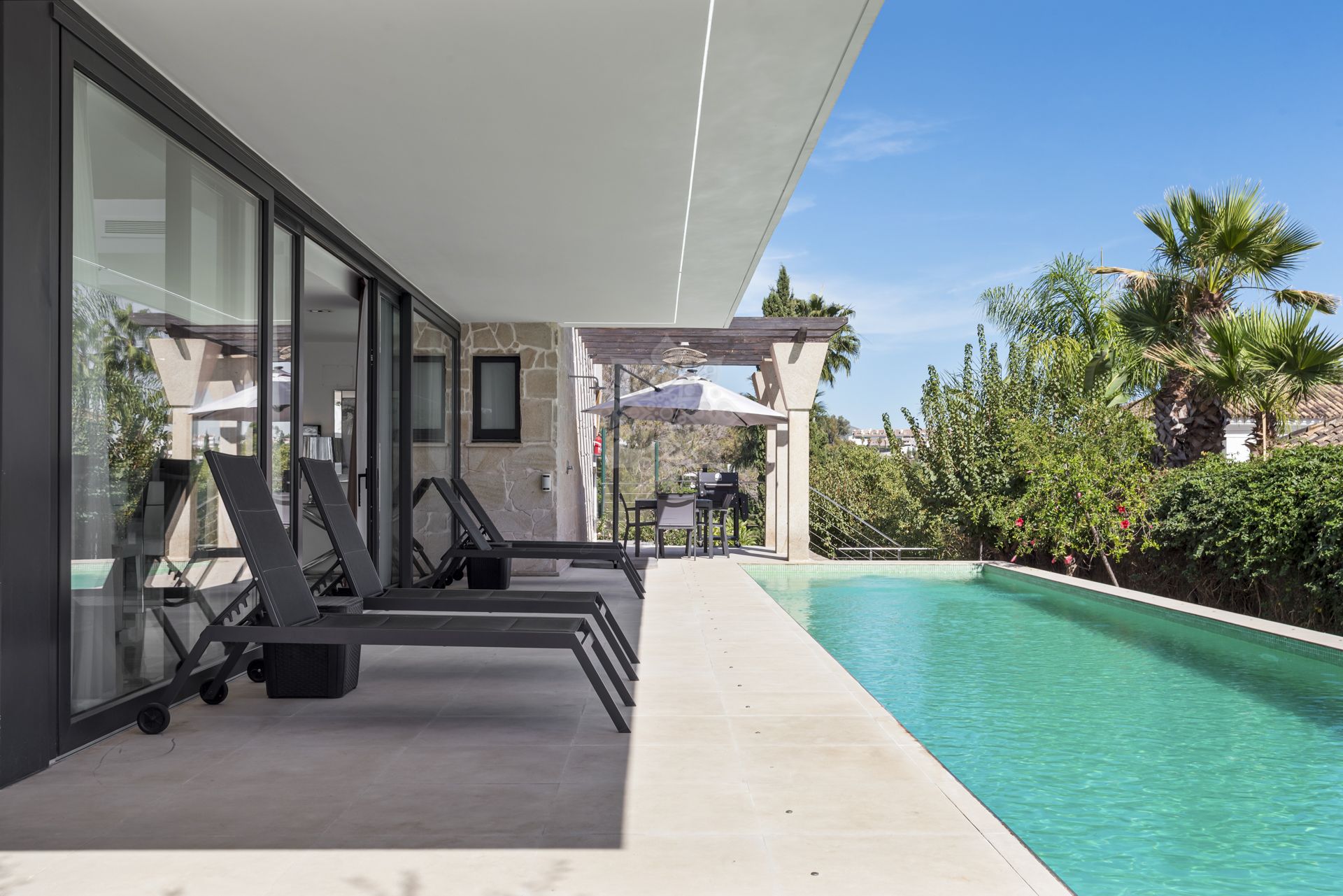 Dom w La Cerquilla, Marbella