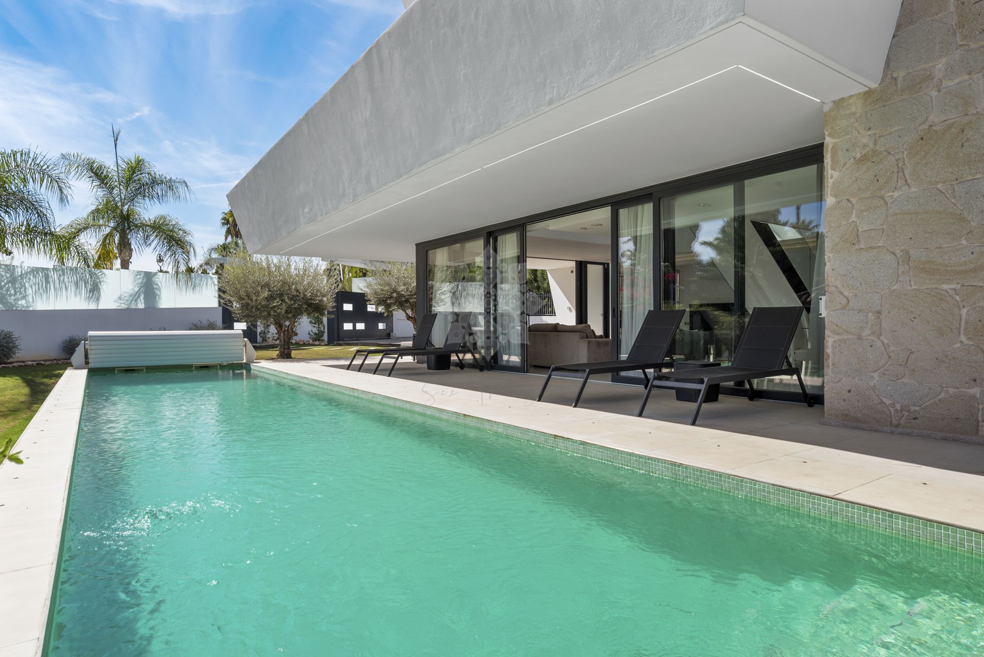 Dom w La Cerquilla, Marbella