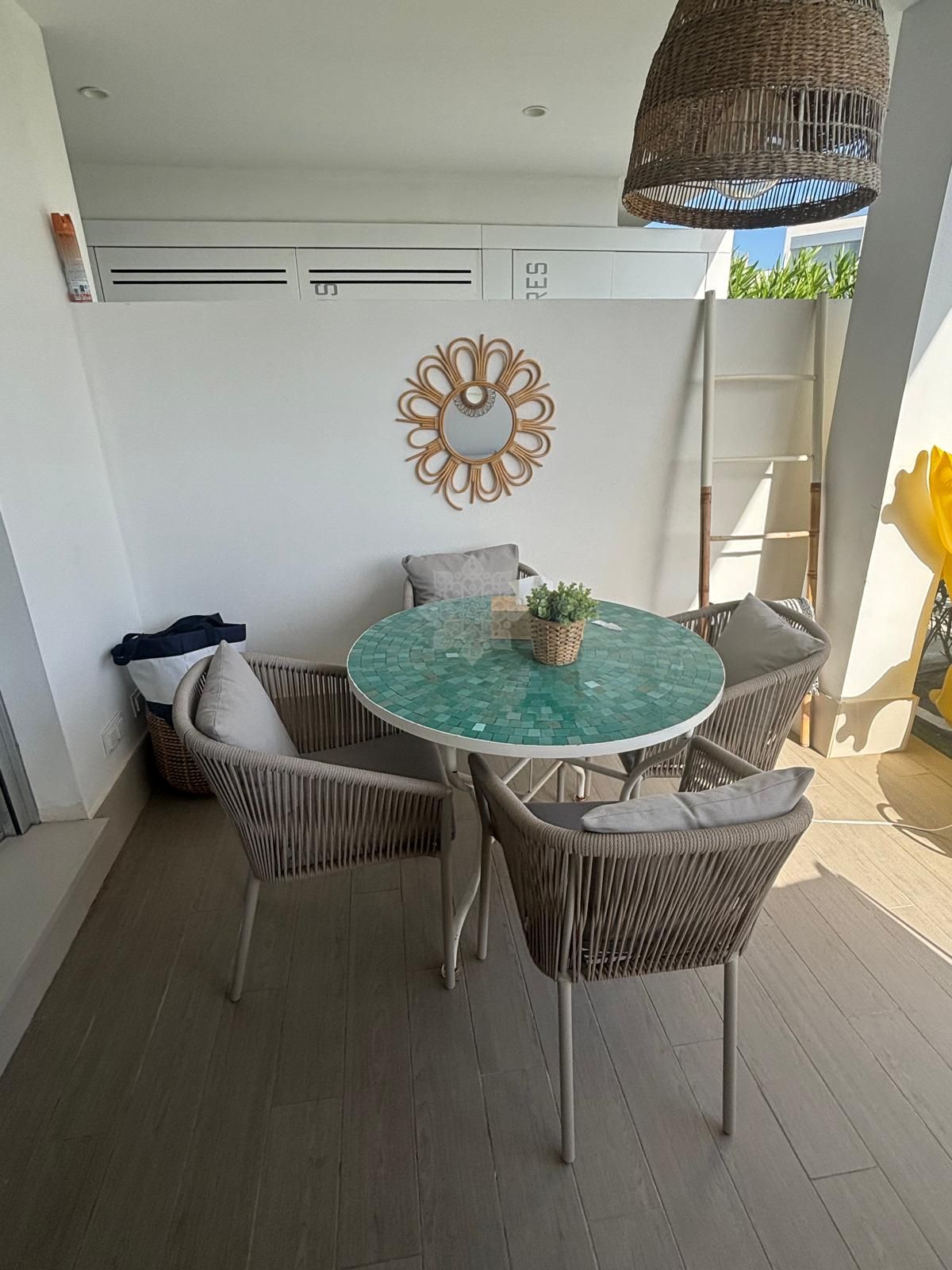 Apartament na parterze w Cancelada, Estepona