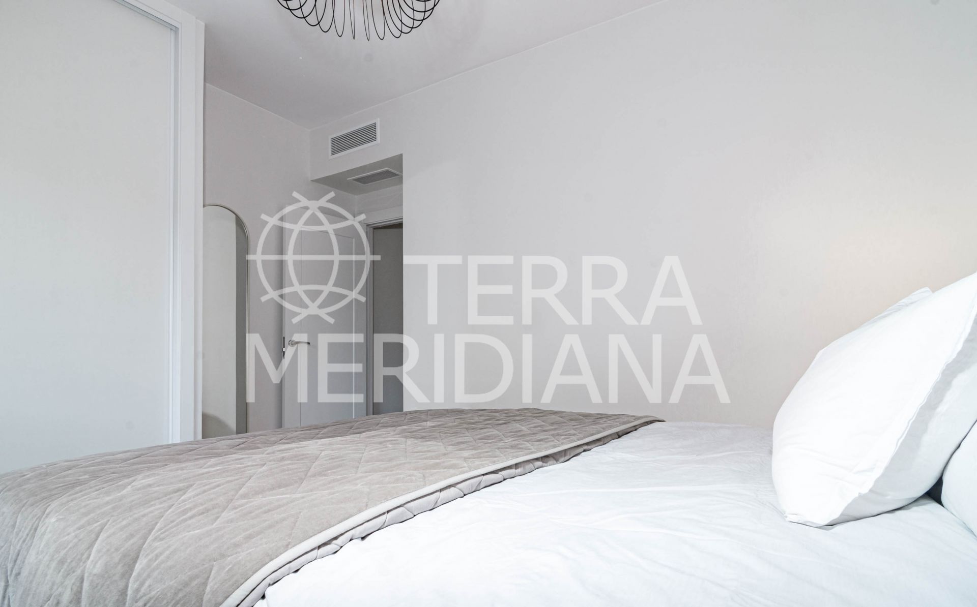 Ground Floor Apartment in Nueva Andalucia, Marbella