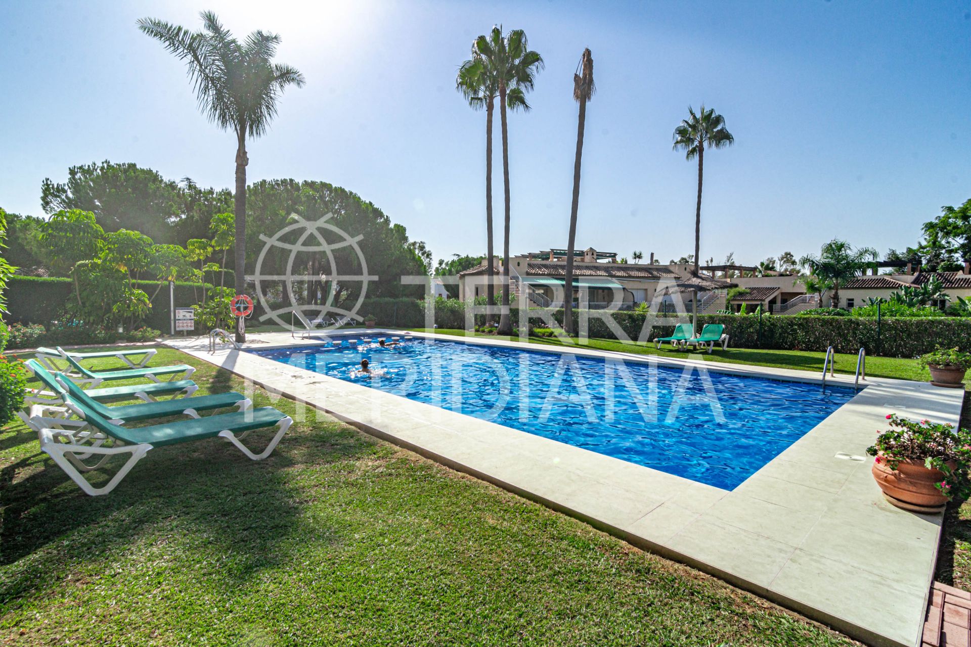 Ground Floor Apartment in Nueva Andalucia, Marbella