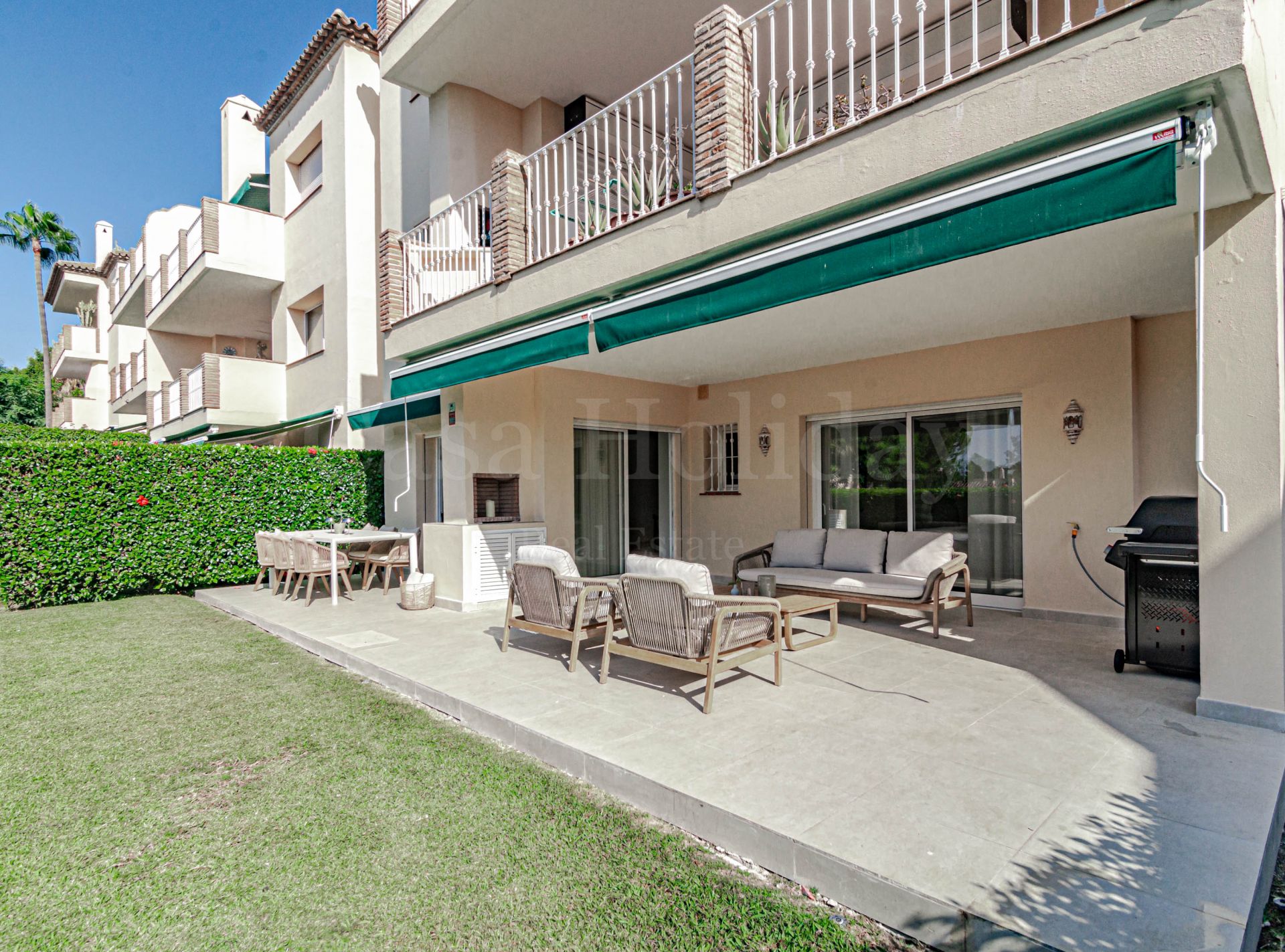 Apartamento Planta Baja en Nueva Andalucia, Marbella