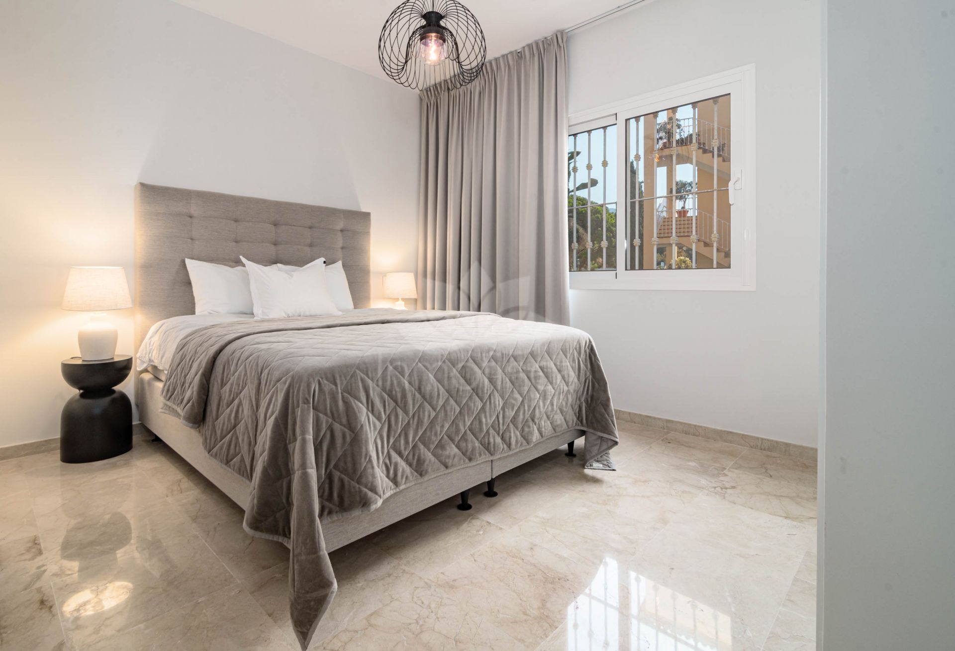 Ground Floor Apartment in Nueva Andalucia, Marbella