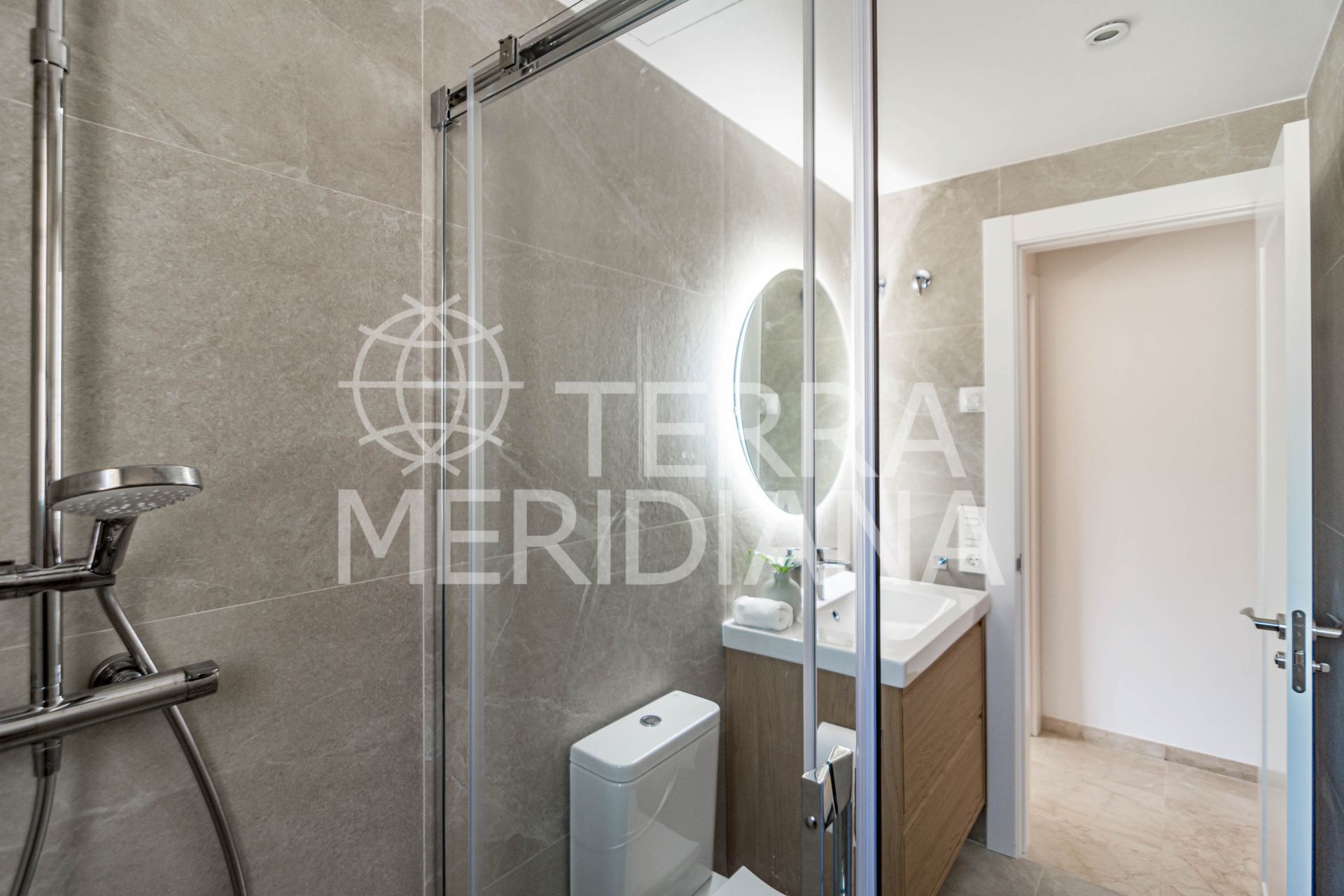 Ground Floor Apartment in Nueva Andalucia, Marbella