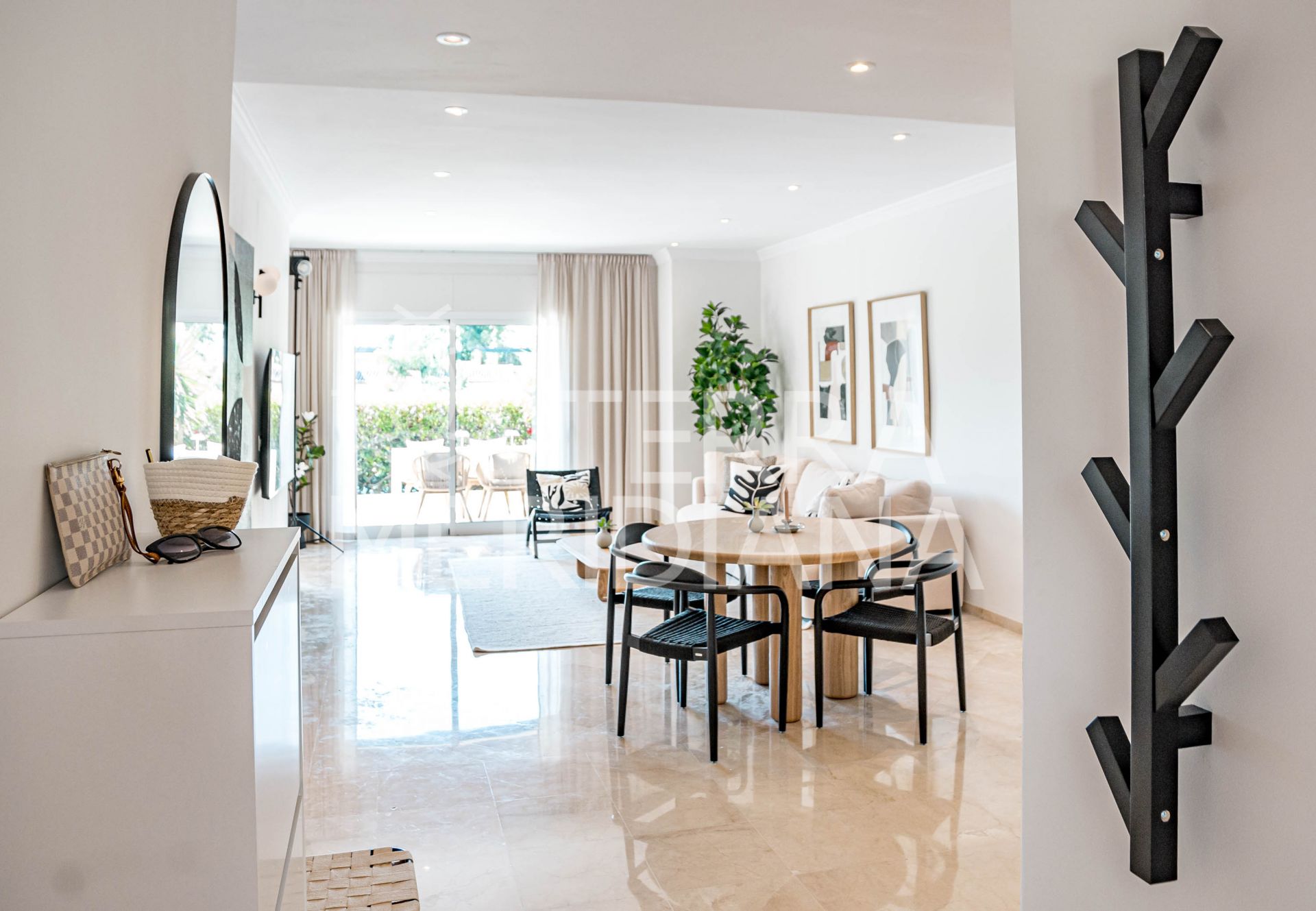 Ground Floor Apartment in Nueva Andalucia, Marbella