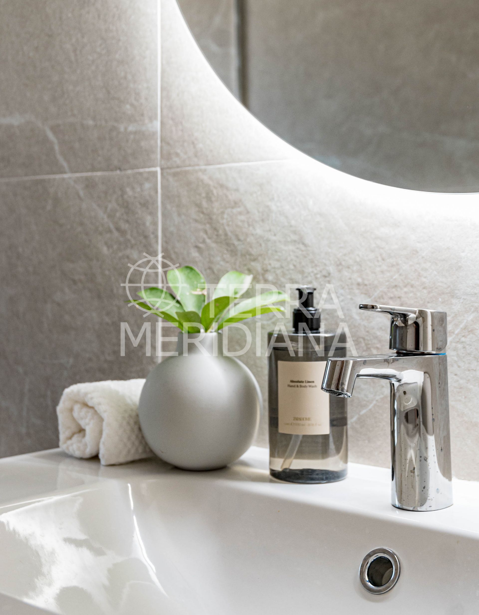 Ground Floor Apartment in Nueva Andalucia, Marbella