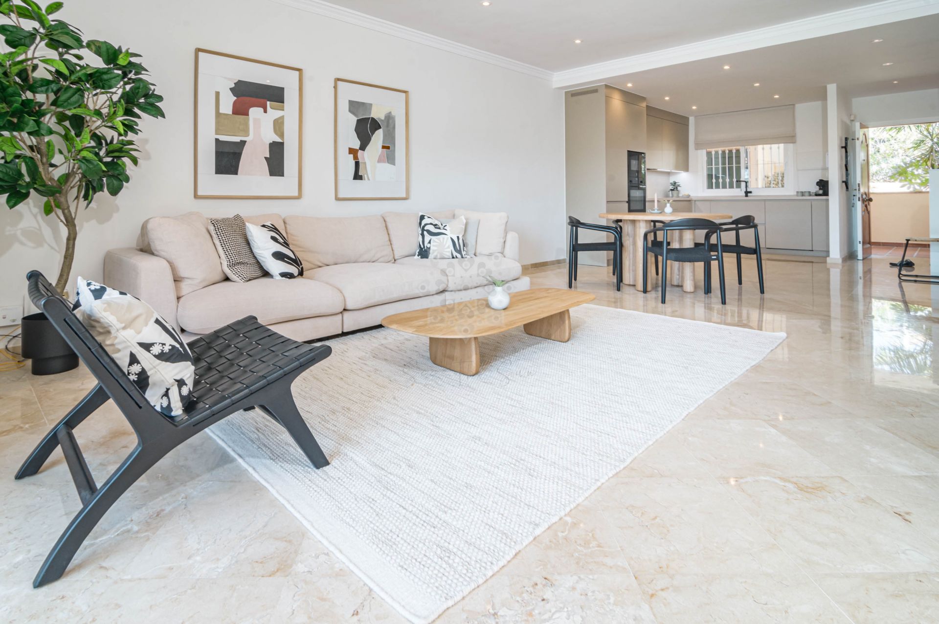 Apartament na parterze w Nueva Andalucia, Marbella