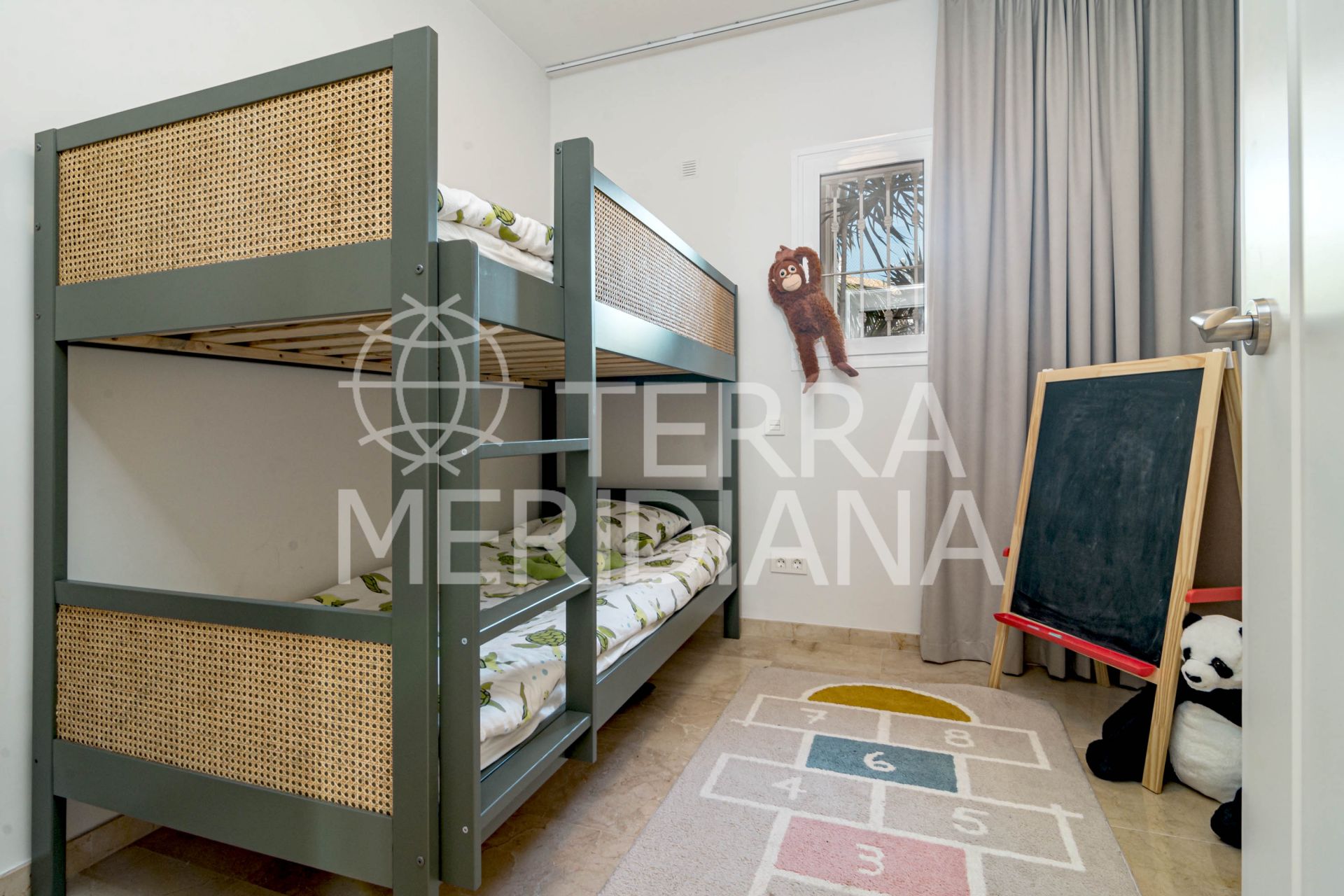 Ground Floor Apartment in Nueva Andalucia, Marbella