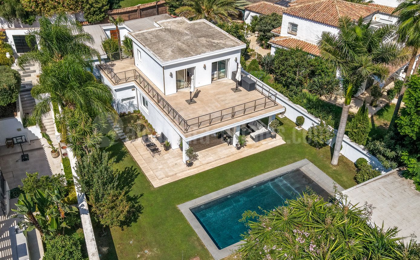 Villa in Nueva Andalucia, Marbella