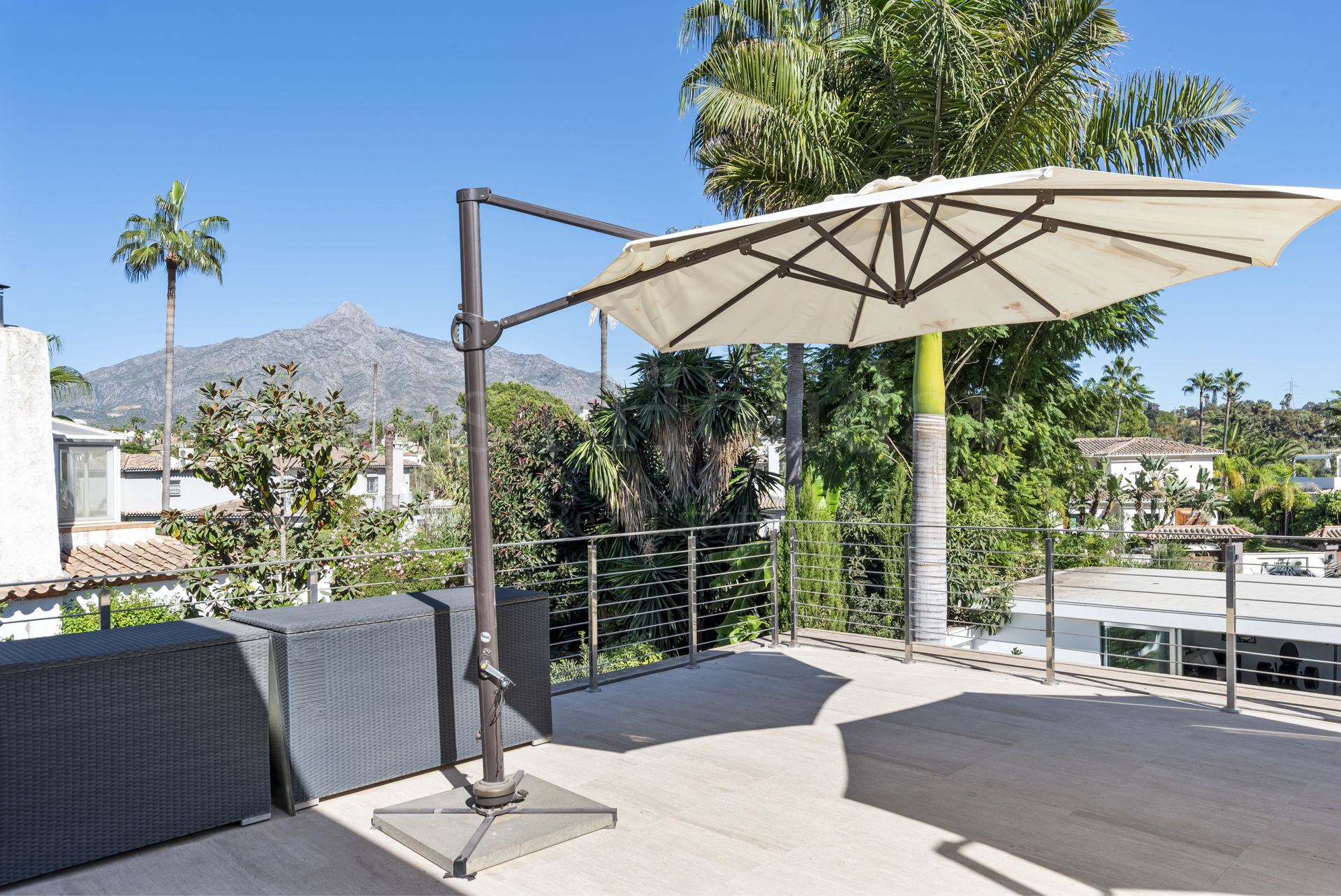 Villa en Nueva Andalucia, Marbella