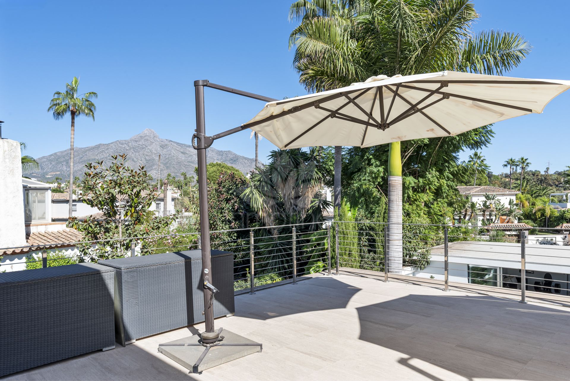 Villa en Nueva Andalucia, Marbella