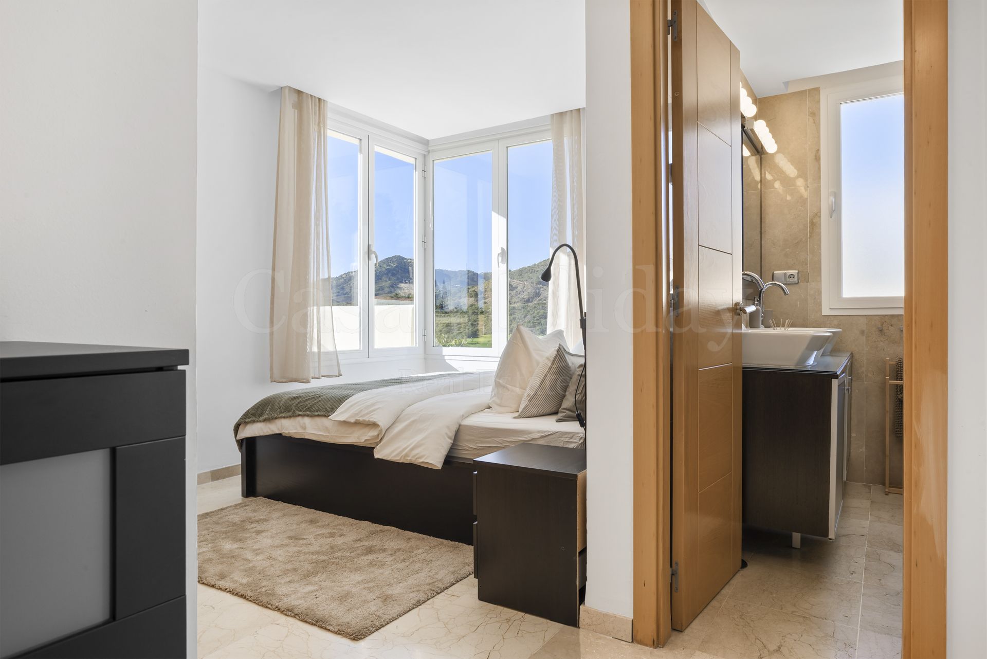 Apartment in Los Arqueros, Benahavis