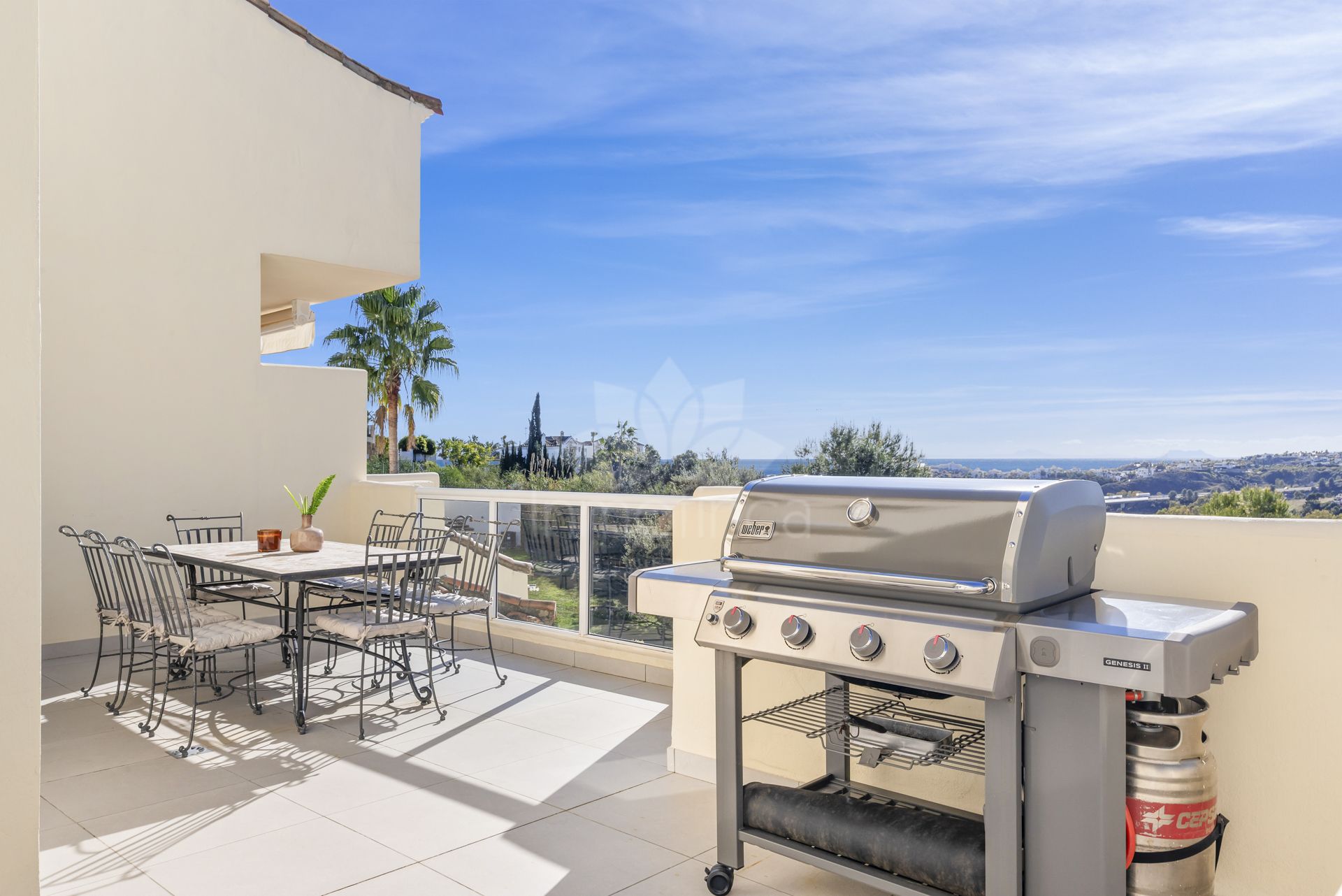 Apartamento en Los Arqueros, Benahavis
