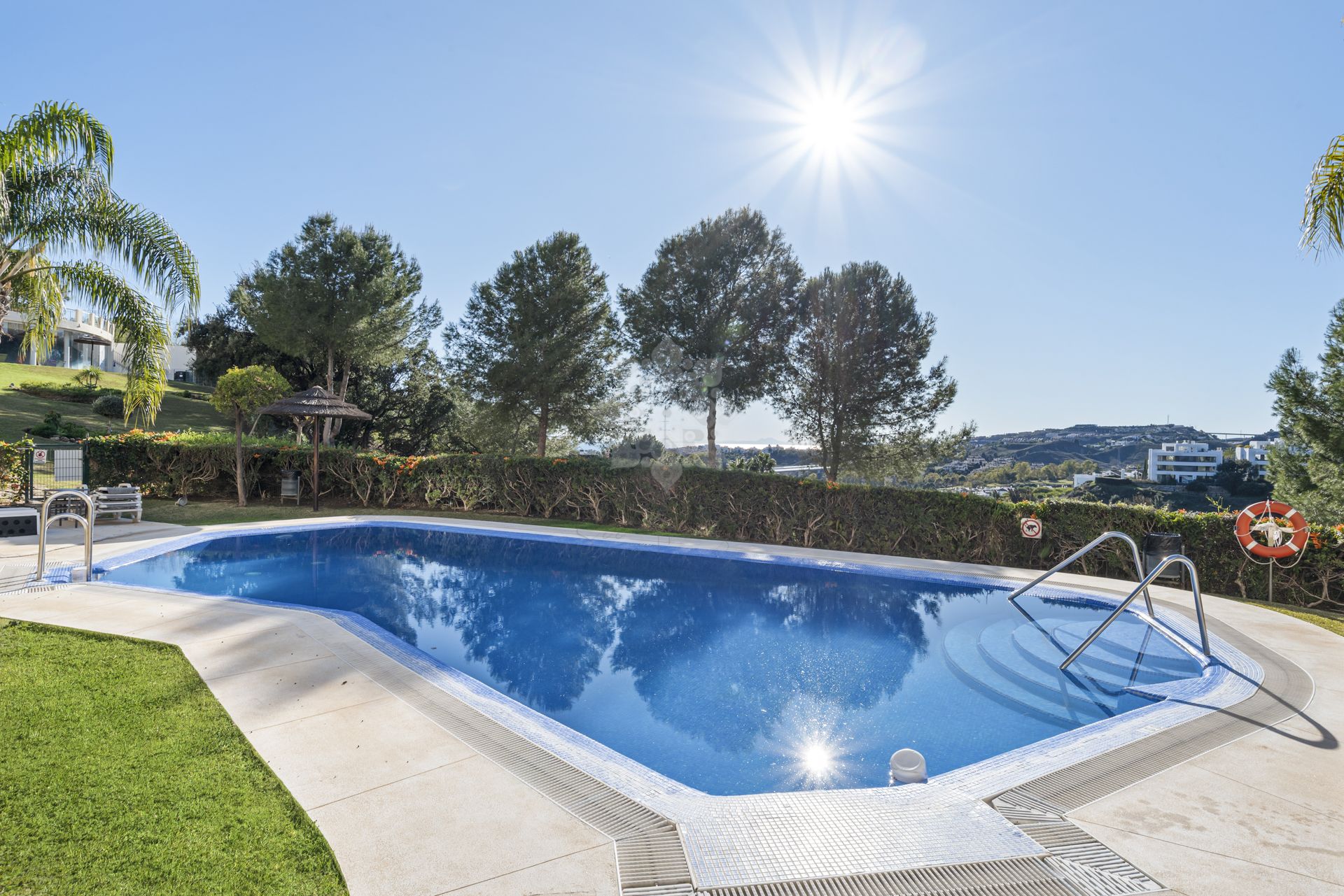 Apartament w Los Arqueros, Benahavis