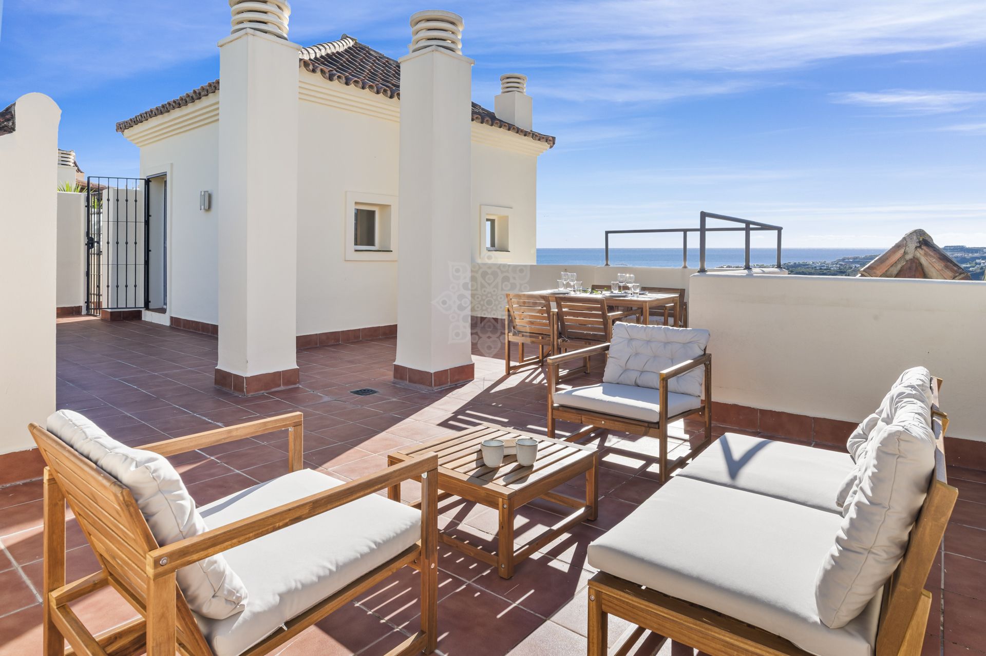 Apartament w Los Arqueros, Benahavis