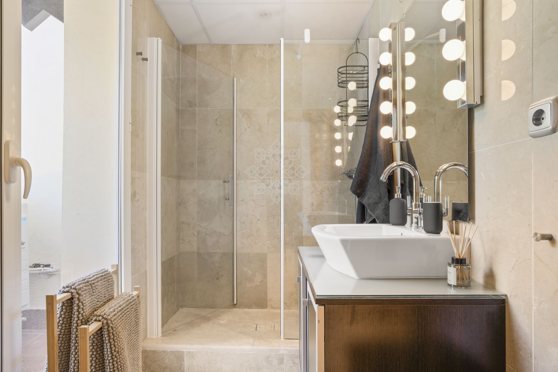 Apartament w Los Arqueros, Benahavis