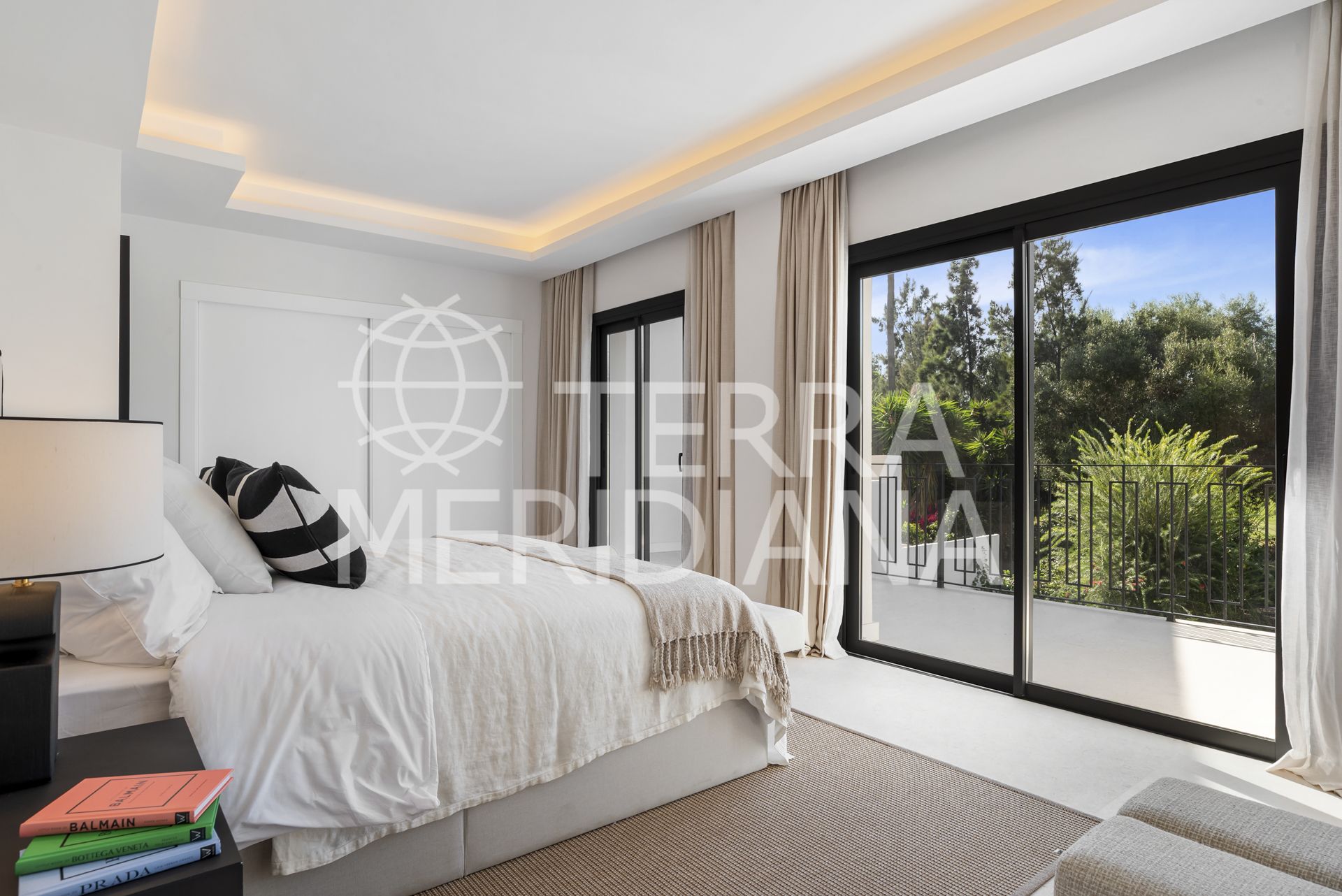 Town House in Los Olivos, Marbella