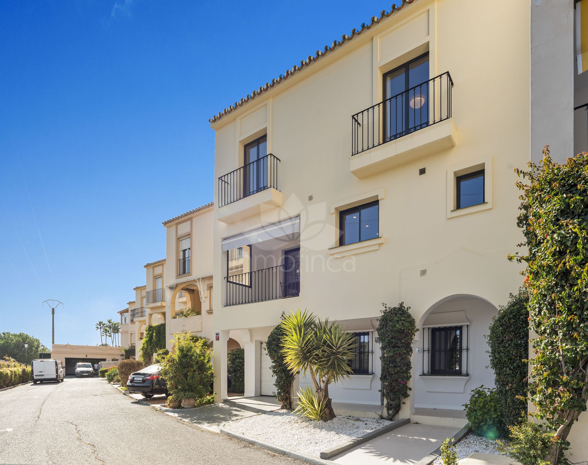 Town House in Los Olivos, Marbella