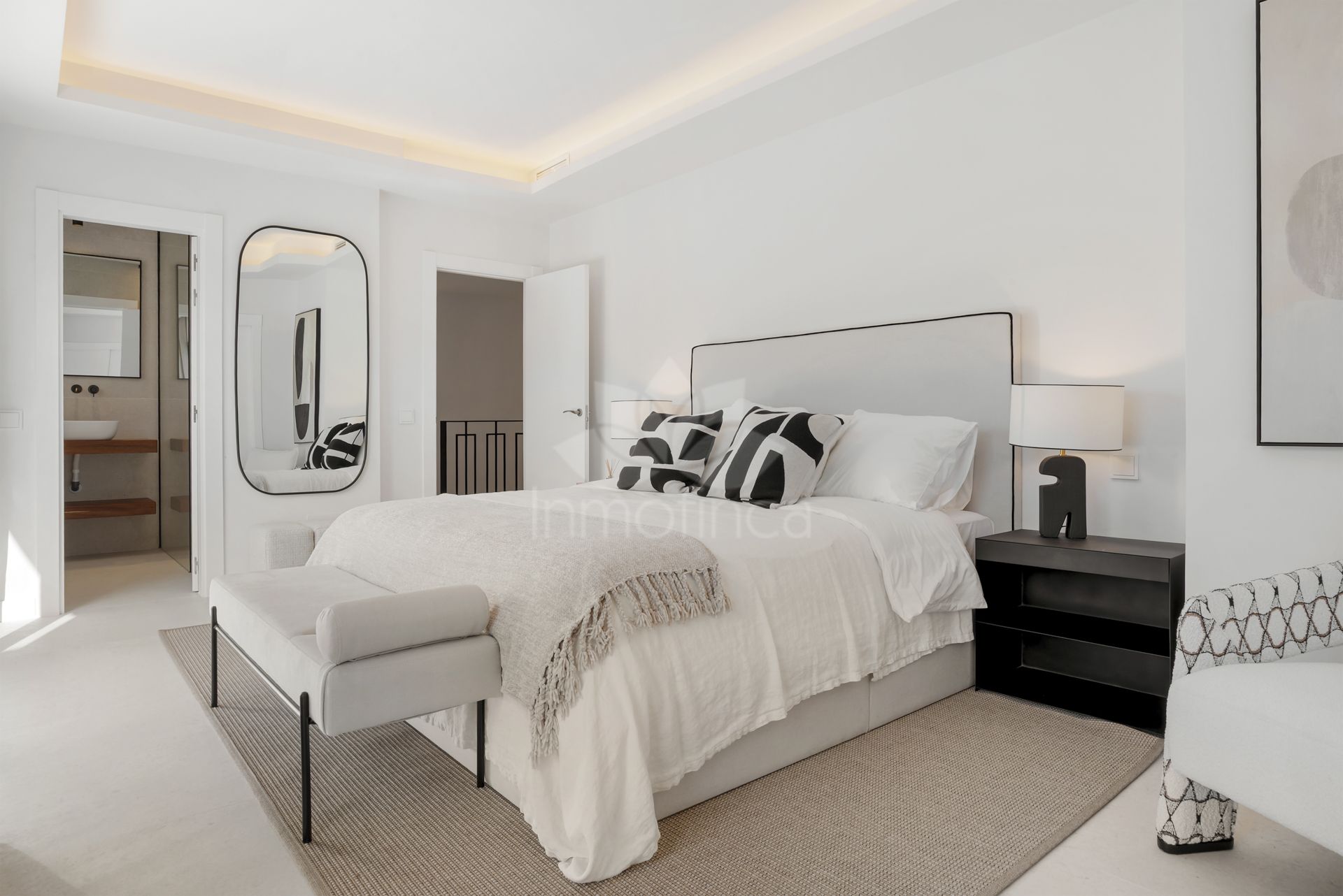 Town House in Los Olivos, Marbella