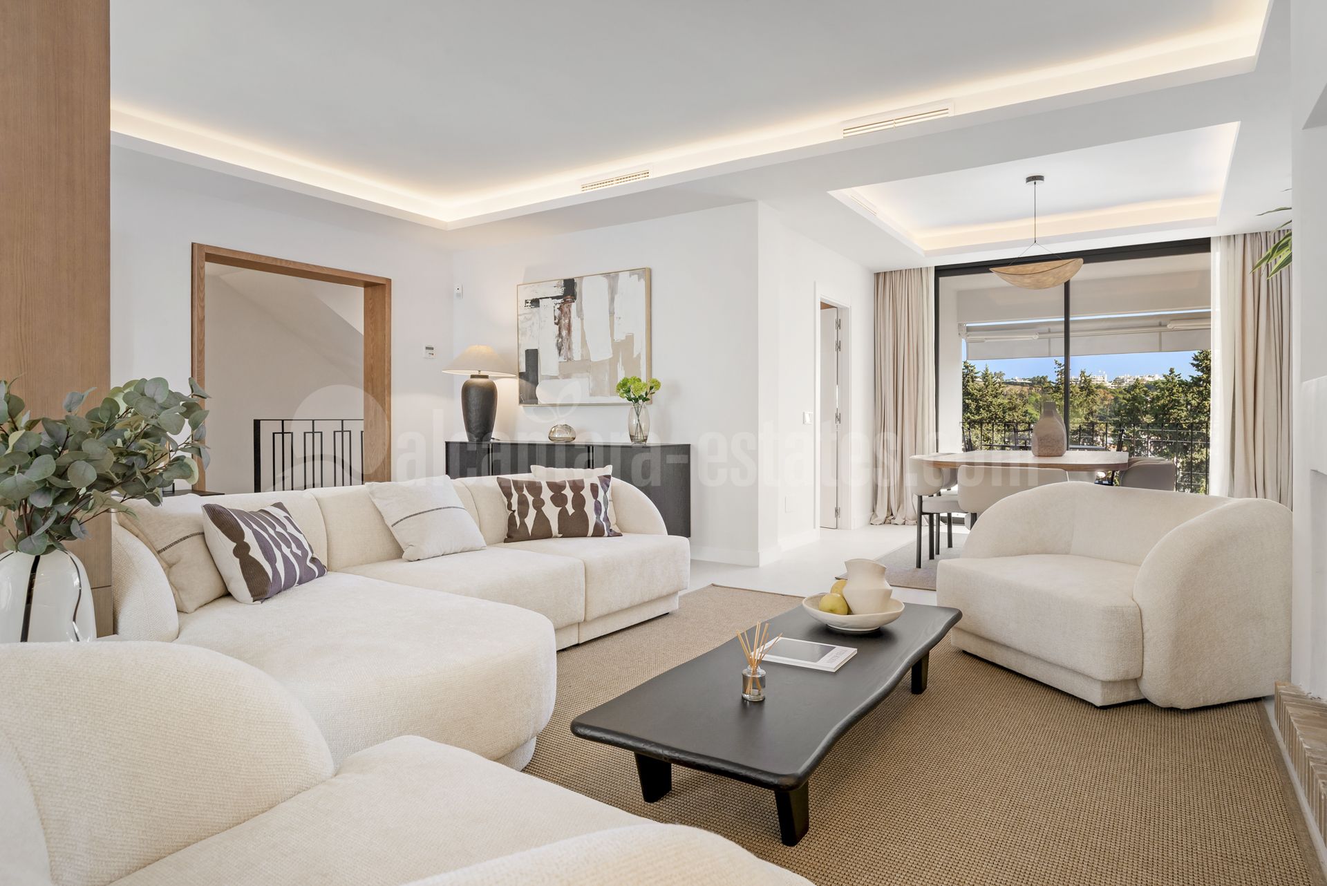 Town House in Los Olivos, Marbella