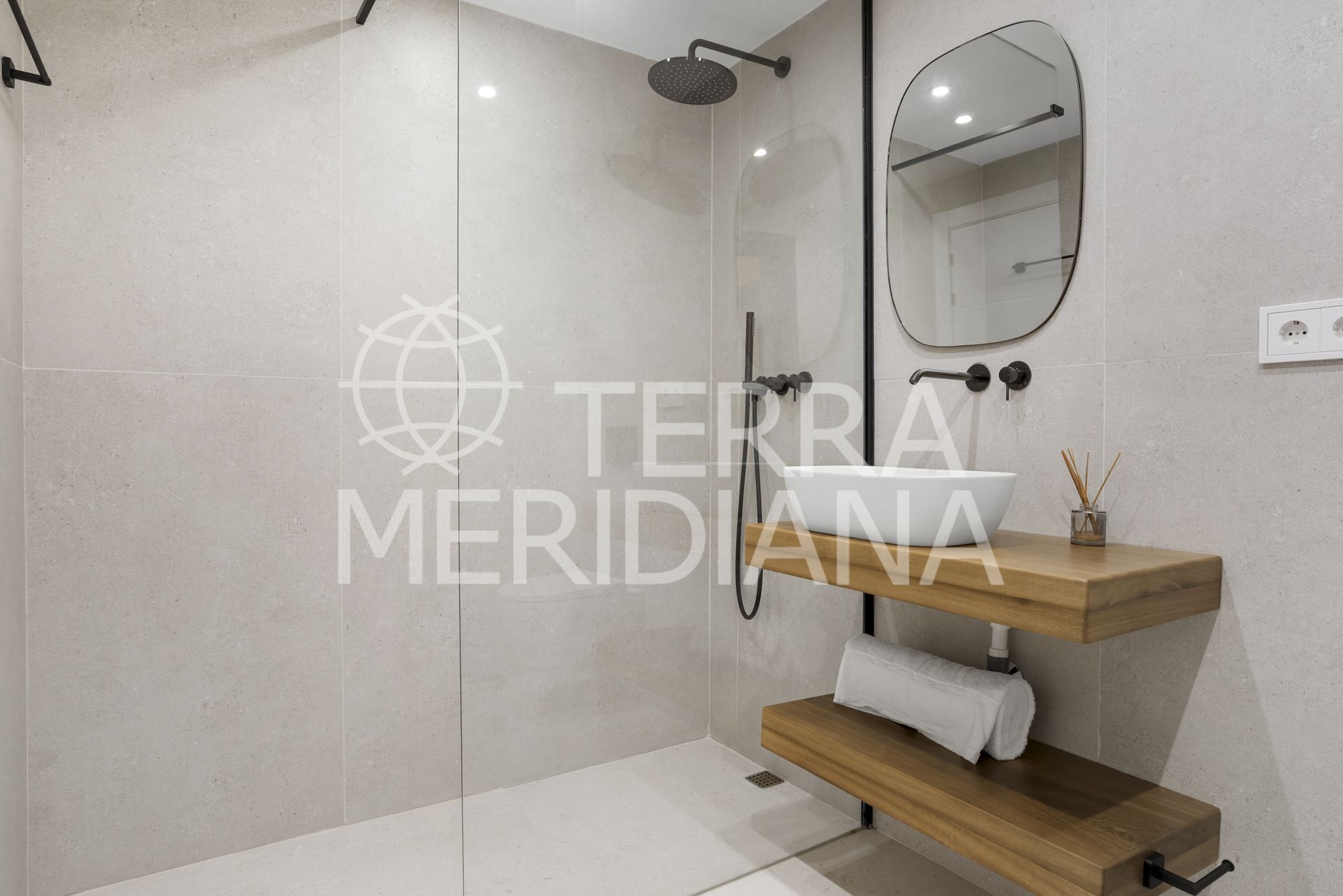 Town House in Los Olivos, Marbella