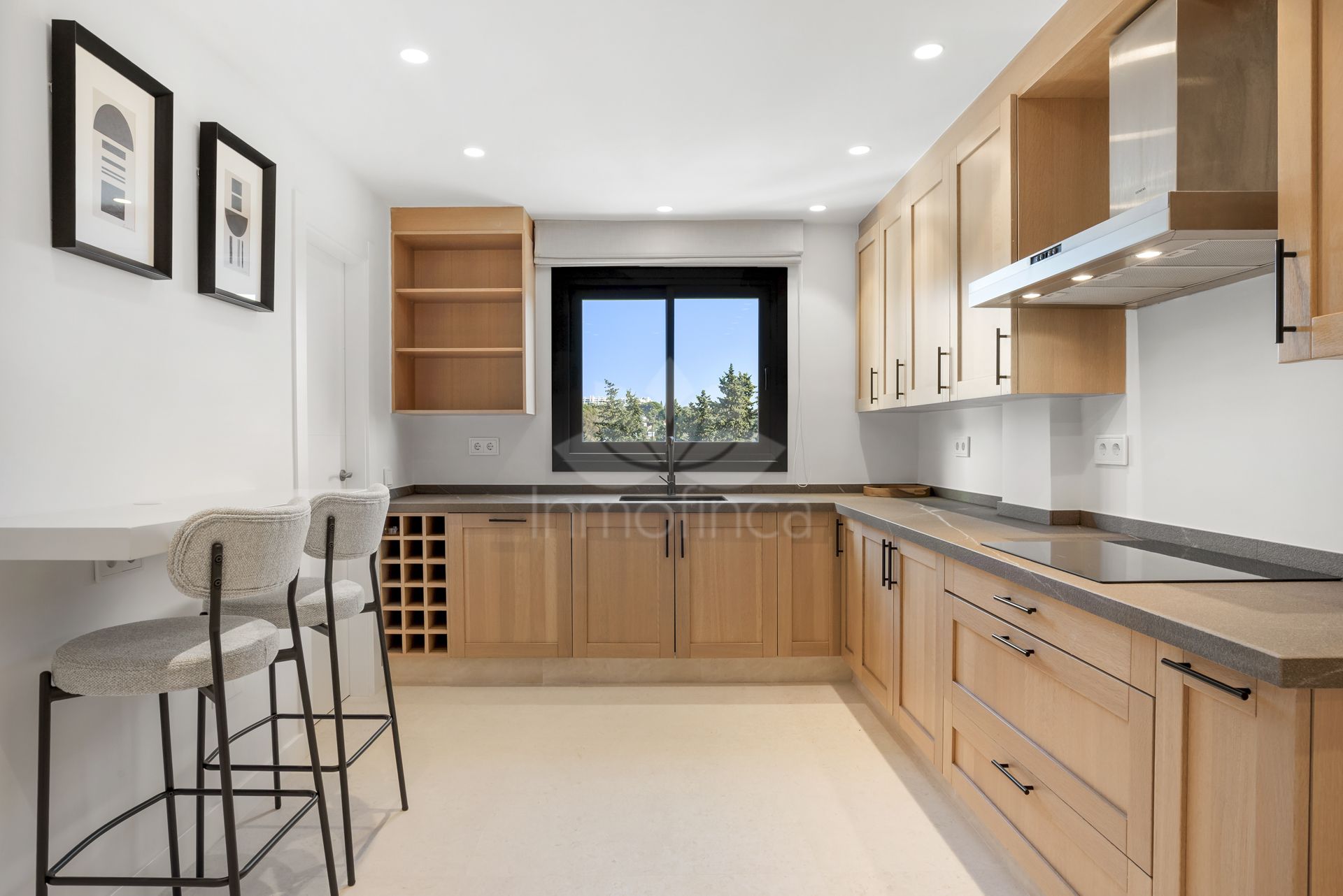 Town House in Los Olivos, Marbella