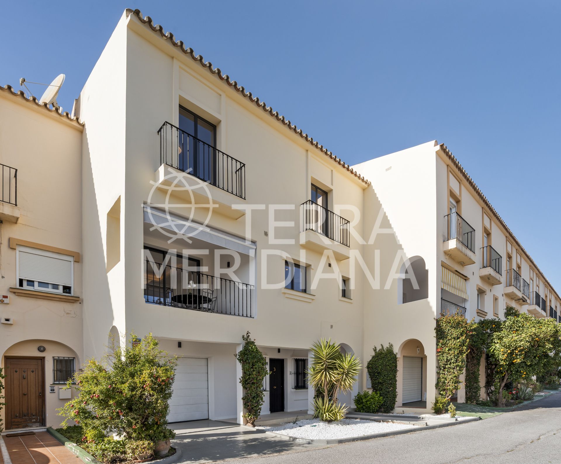 Town House in Los Olivos, Marbella