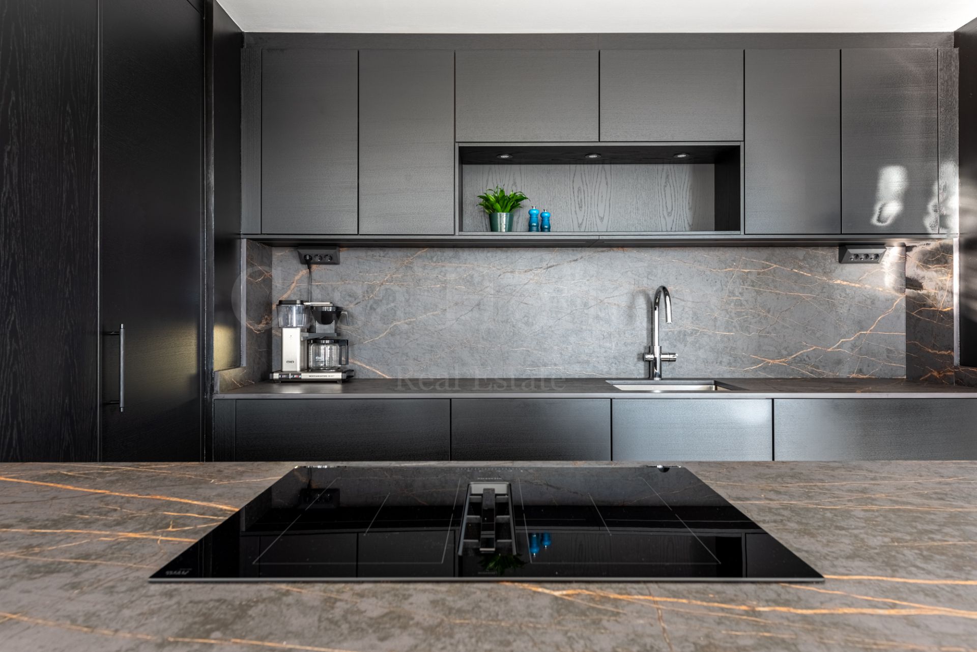 Penthouse in Nueva Andalucia, Marbella