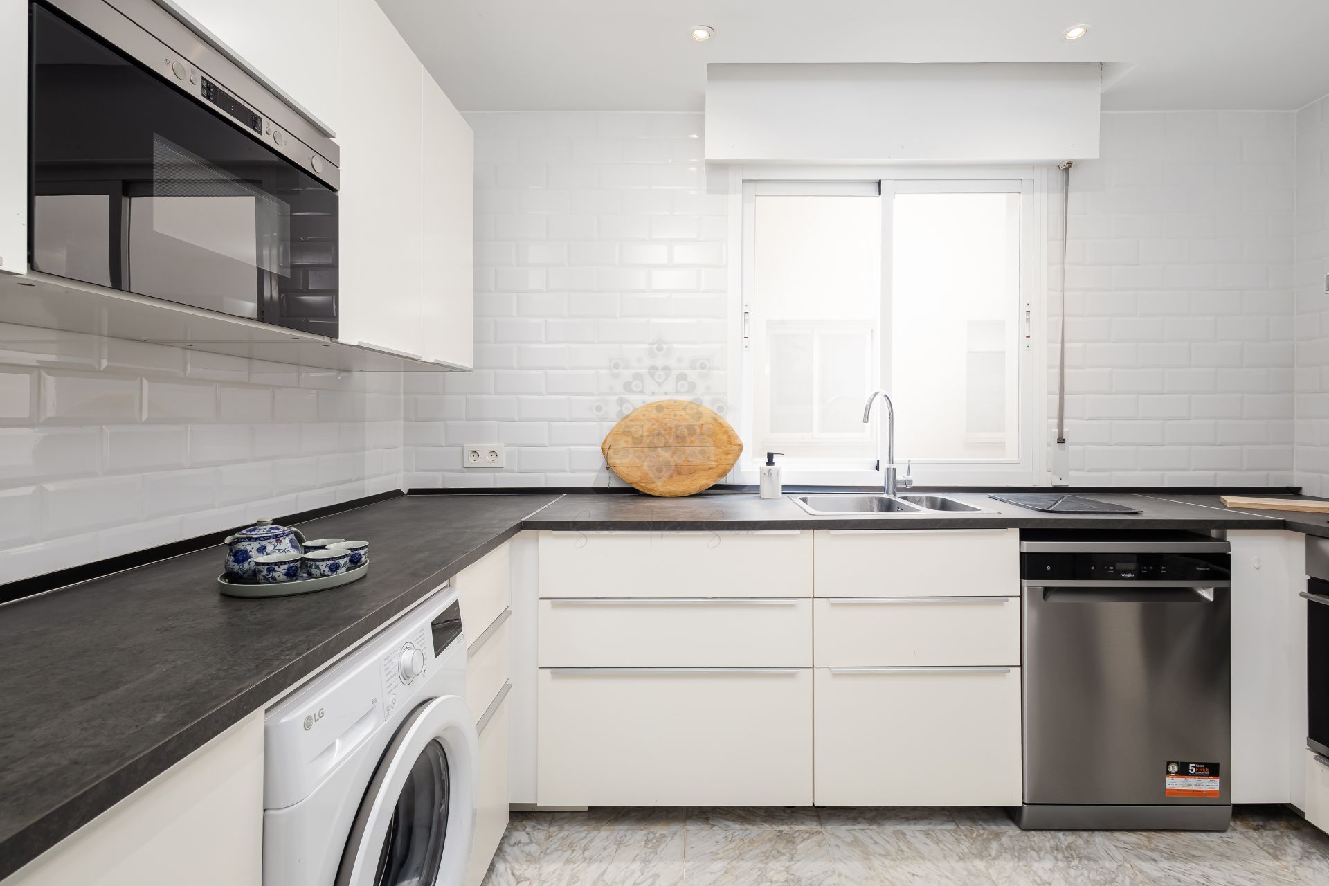 Apartamento en Nueva Andalucia, Marbella