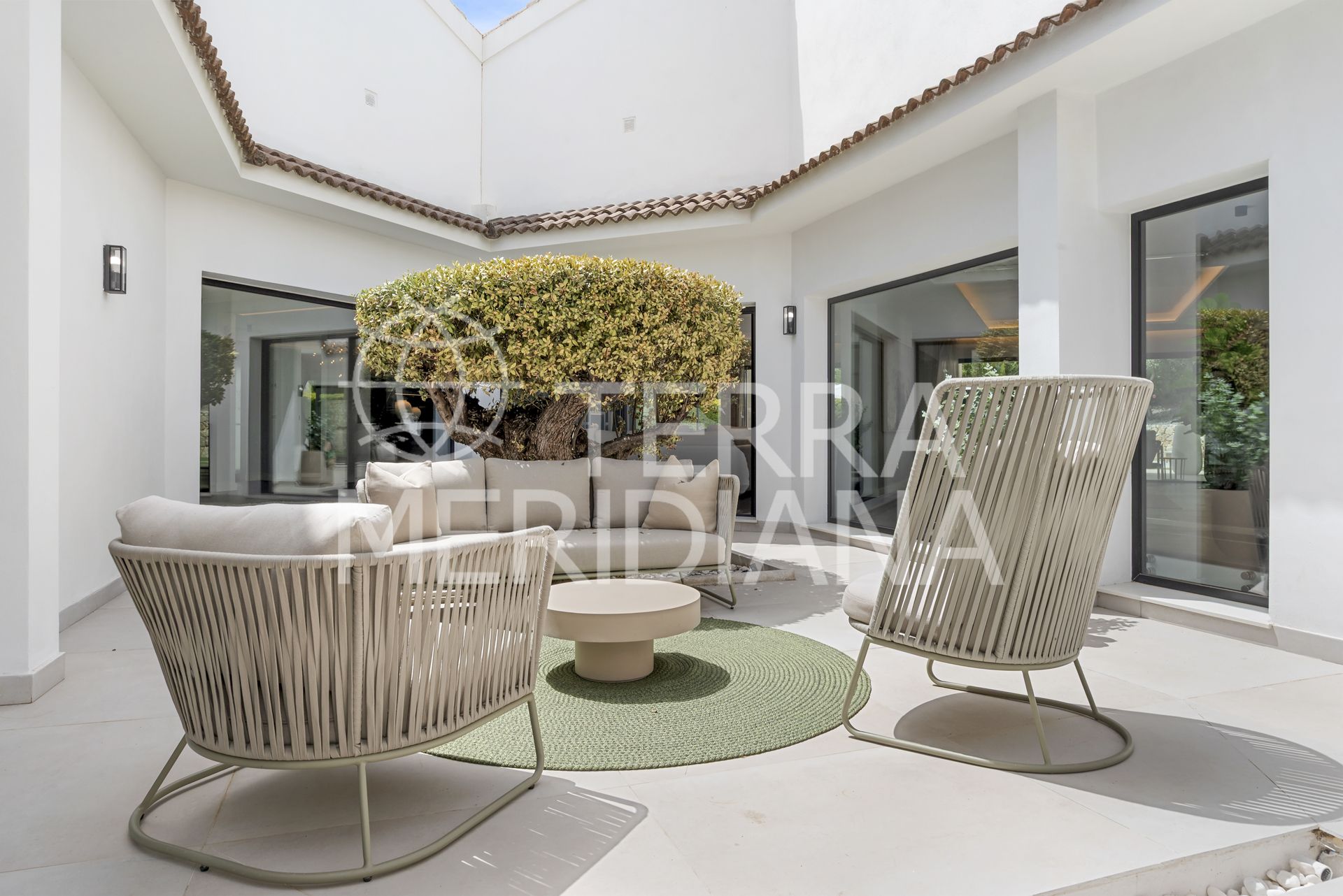 Villa in Nueva Andalucia, Marbella