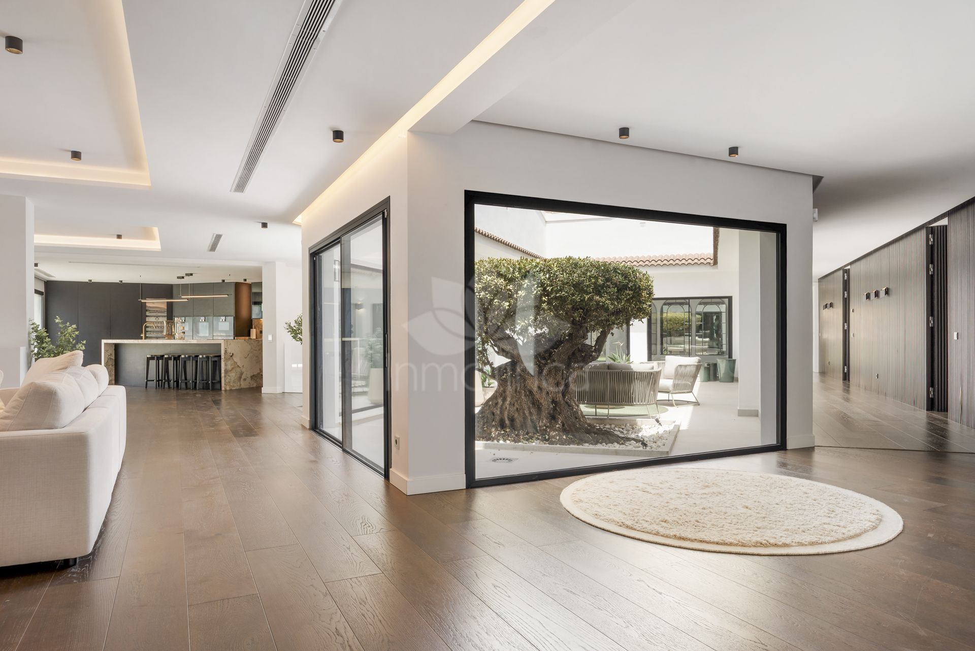 Villa in Nueva Andalucia, Marbella