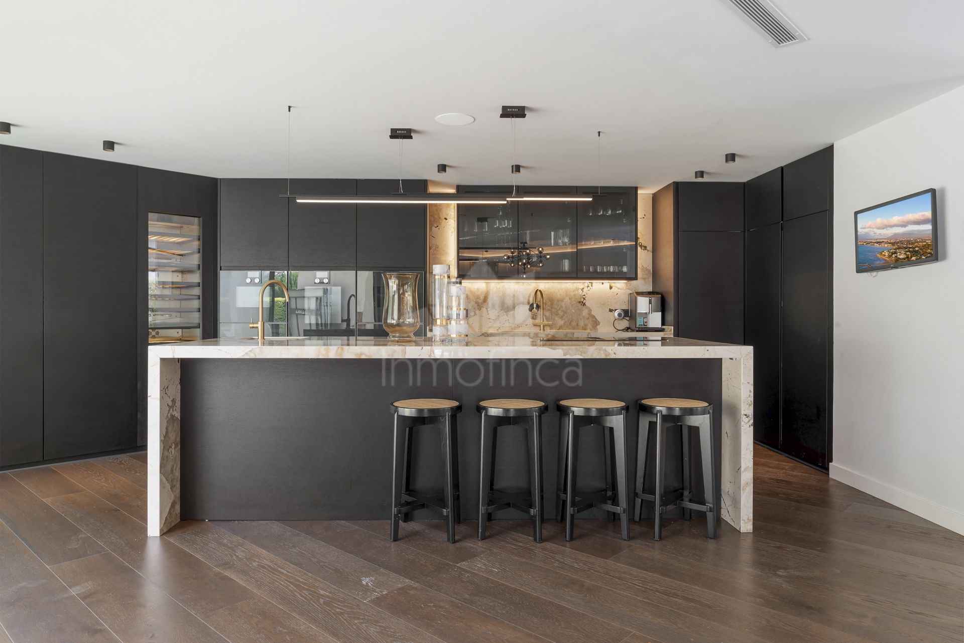 Villa in Nueva Andalucia, Marbella