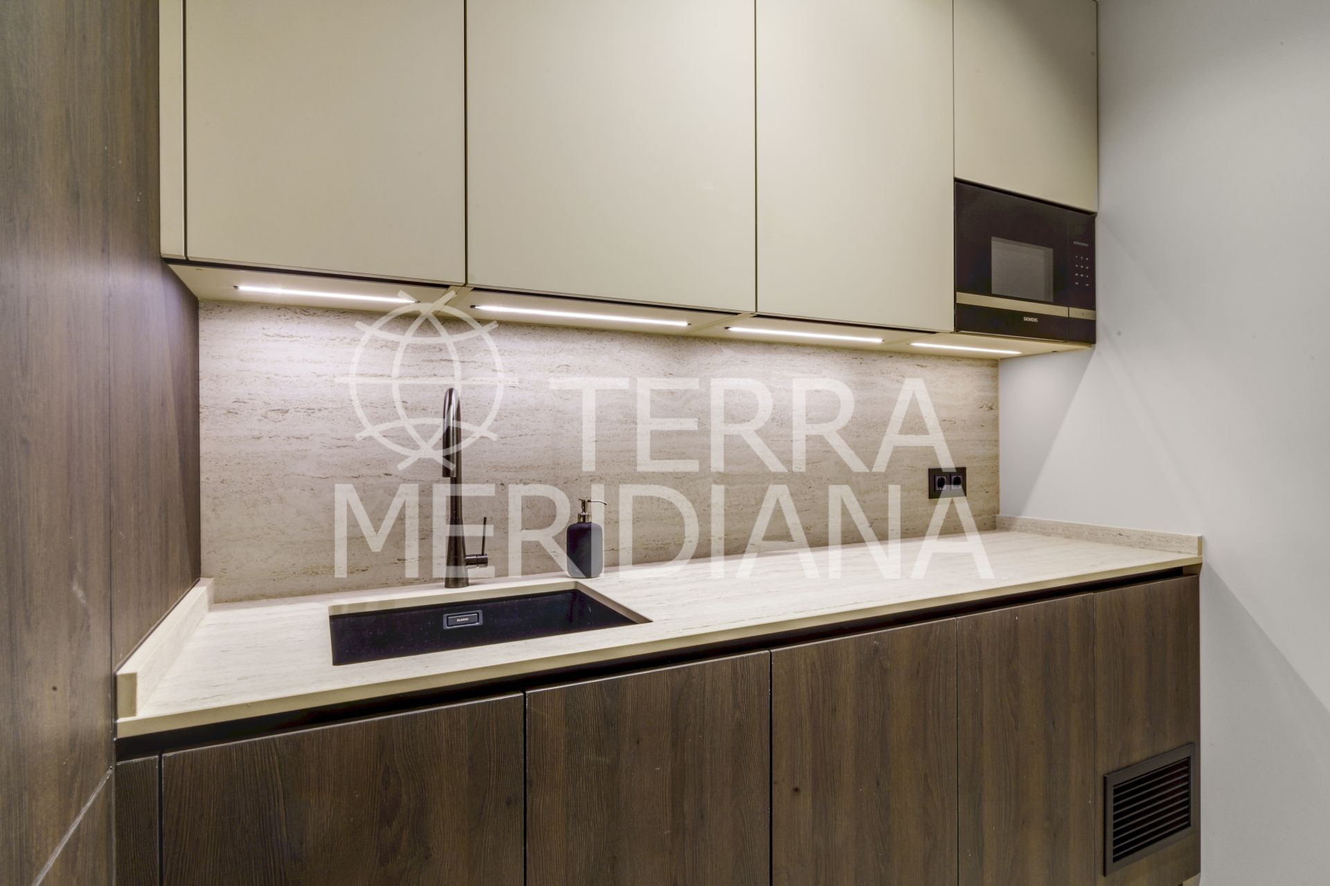 Villa in Nueva Andalucia, Marbella