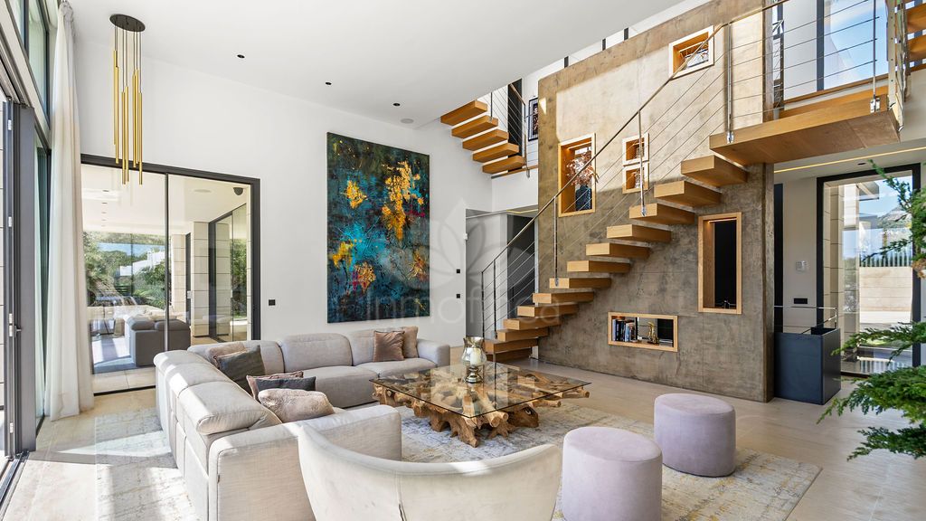 Casa en Las Lomas del Marbella Club, Marbella