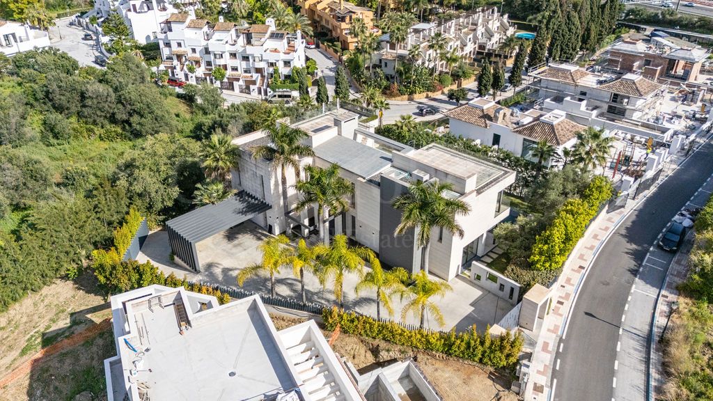 Casa en Las Lomas del Marbella Club, Marbella