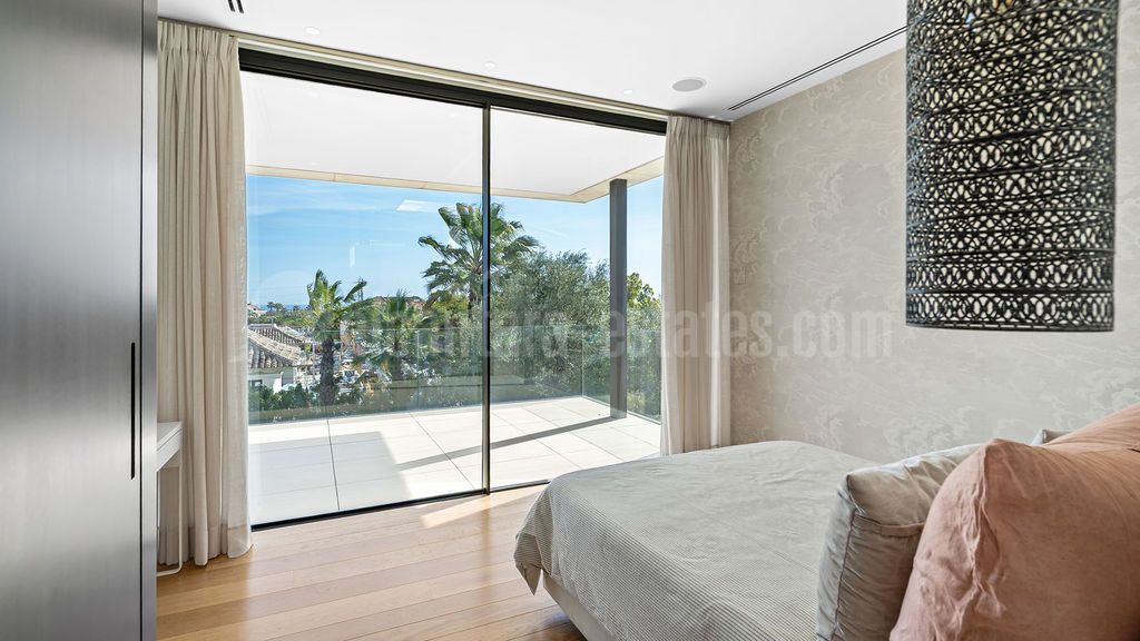 Casa en Las Lomas del Marbella Club, Marbella